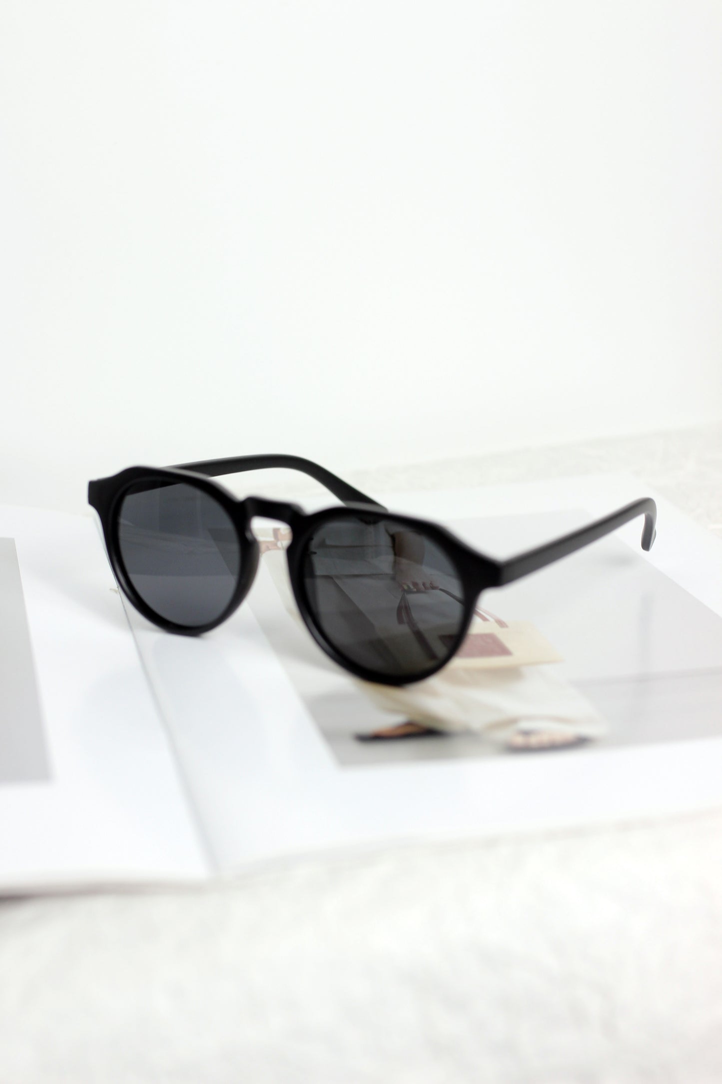 A2403KC10220 - CLASSIC SQUARED FRAME SUNGLASSES