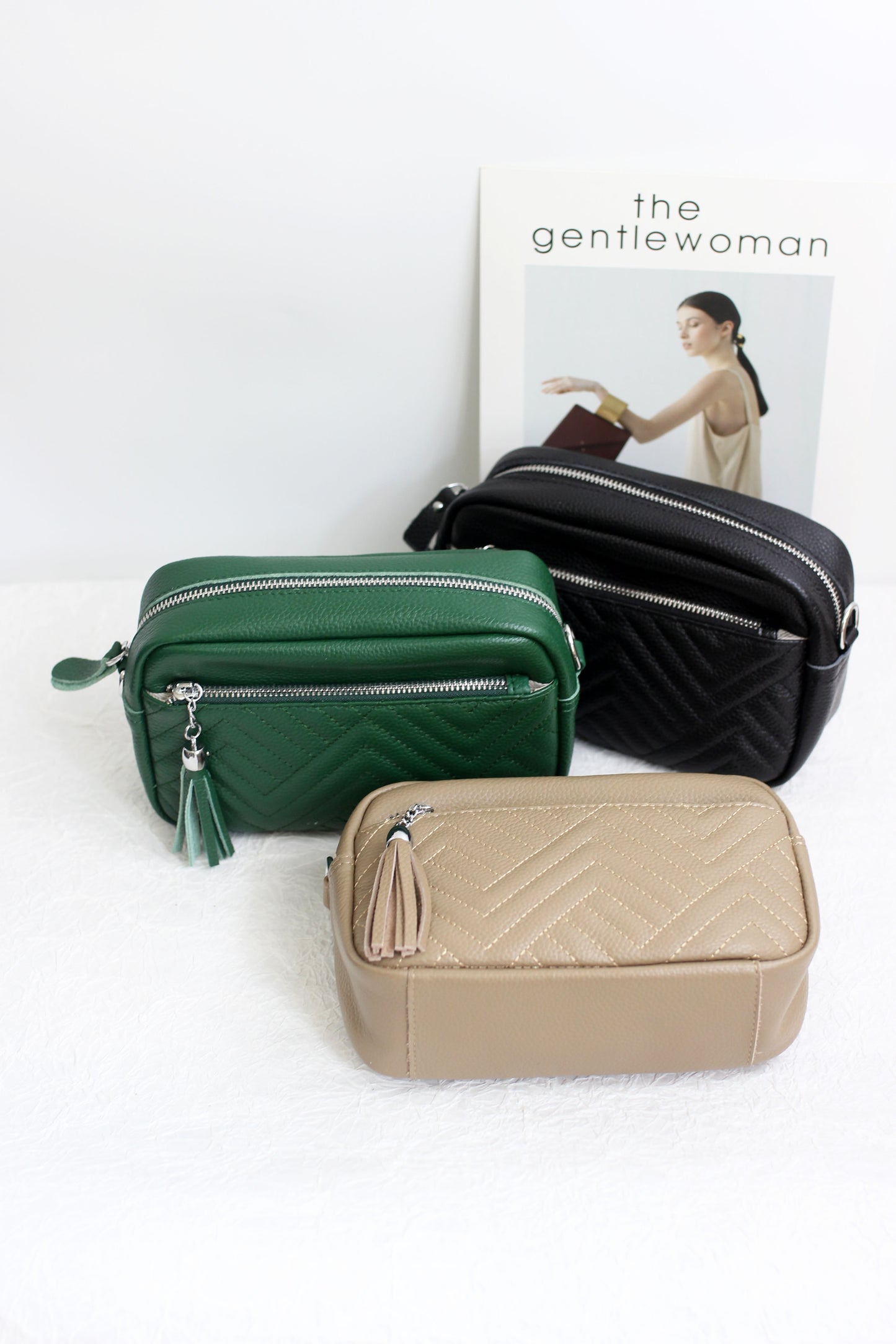 A2405BW82796 - WEST COAST LEATHER BAG