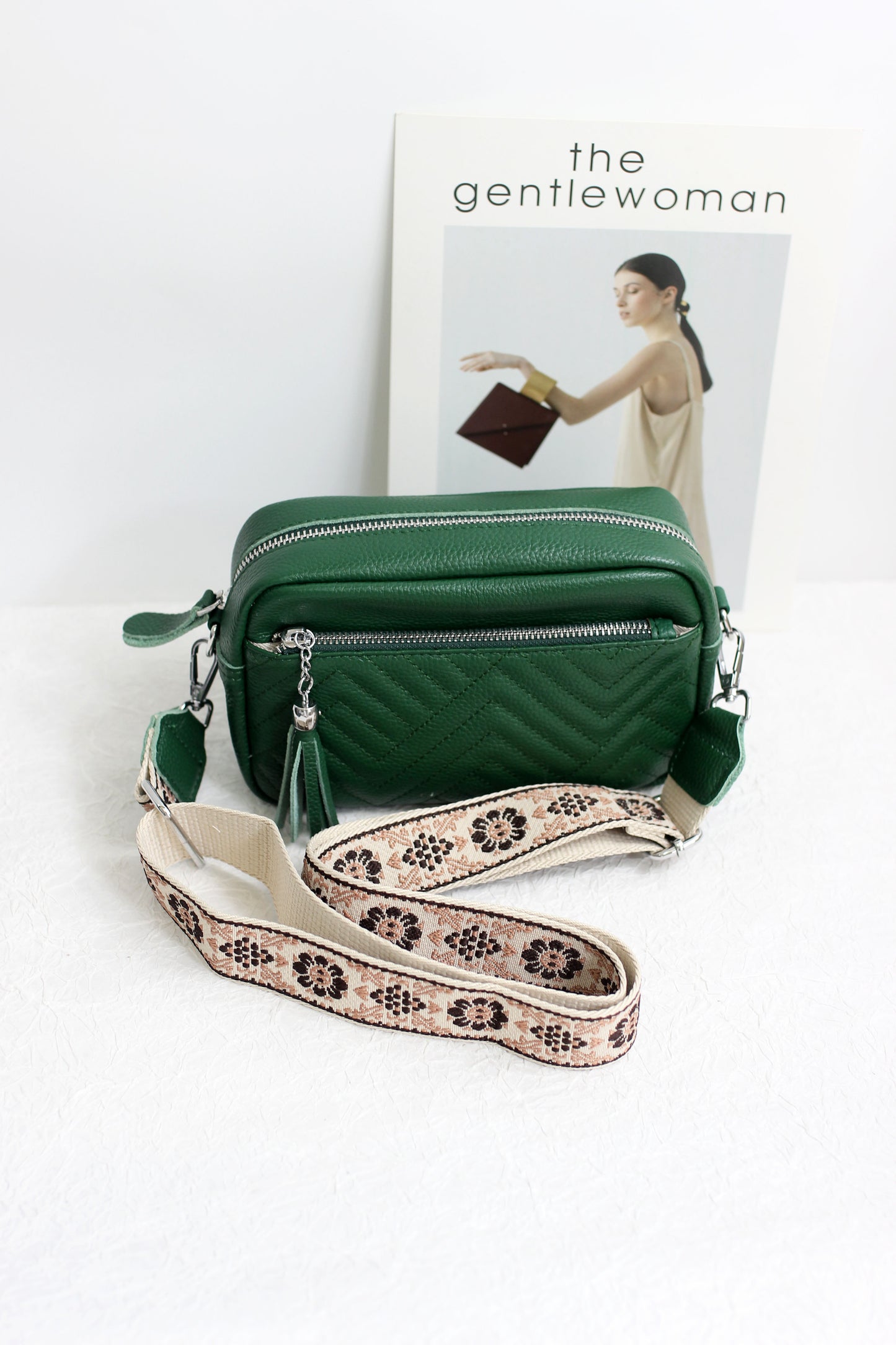 A2405BW82796 - WEST COAST LEATHER BAG