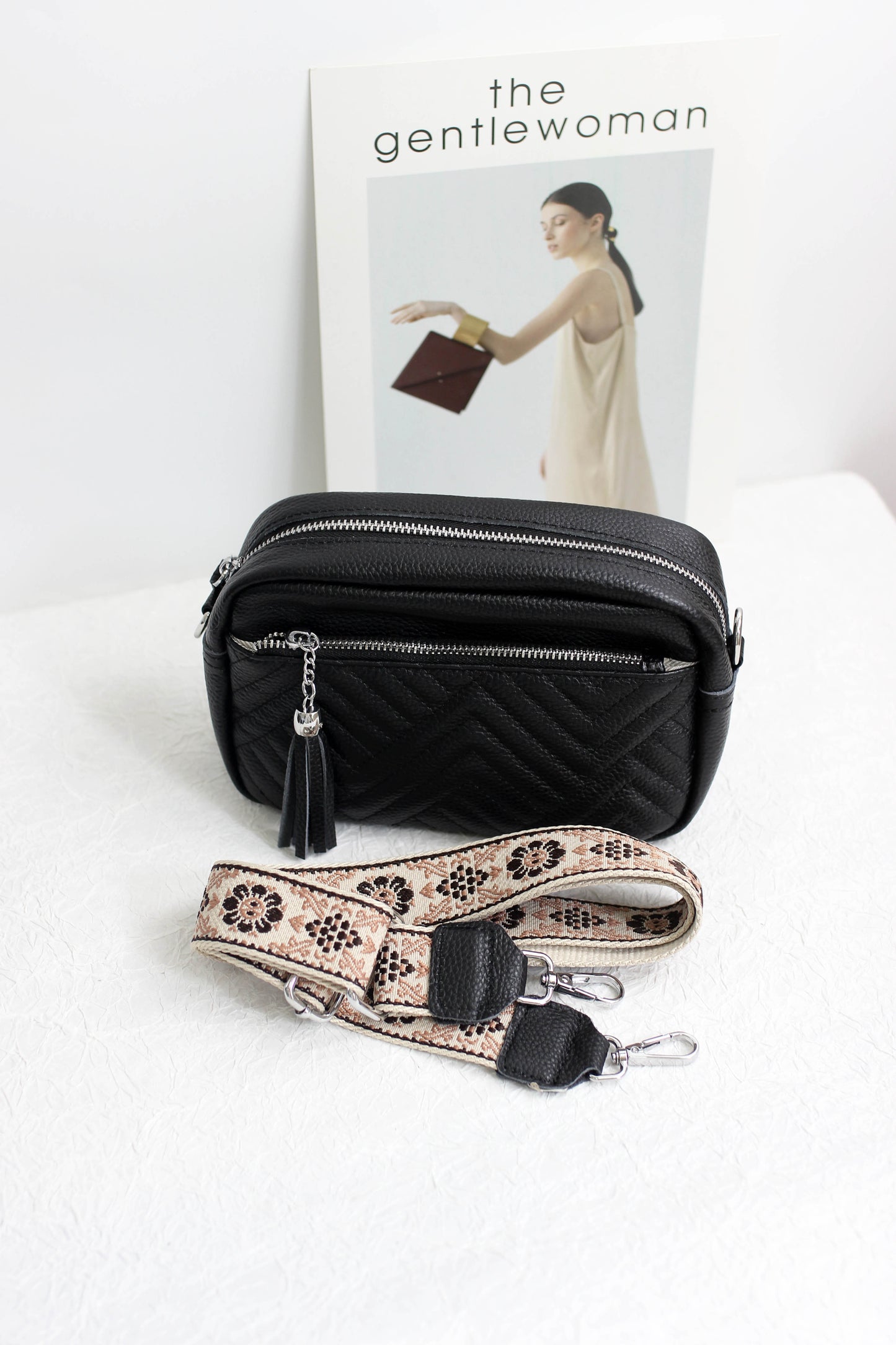 A2405BW82796 - WEST COAST LEATHER BAG
