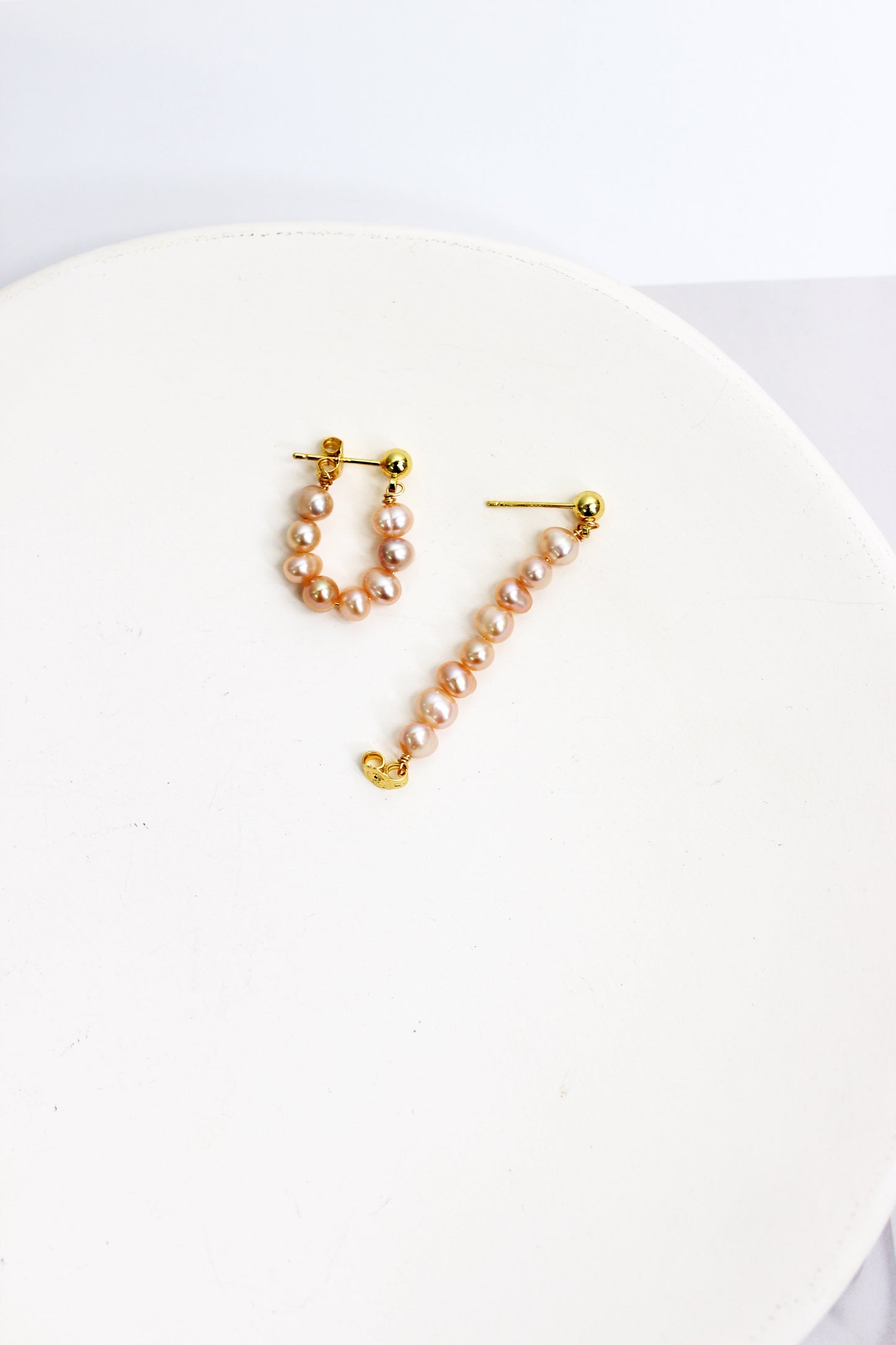 A2406JC46711 - ELEGANT NATURAL PEARL EARRING