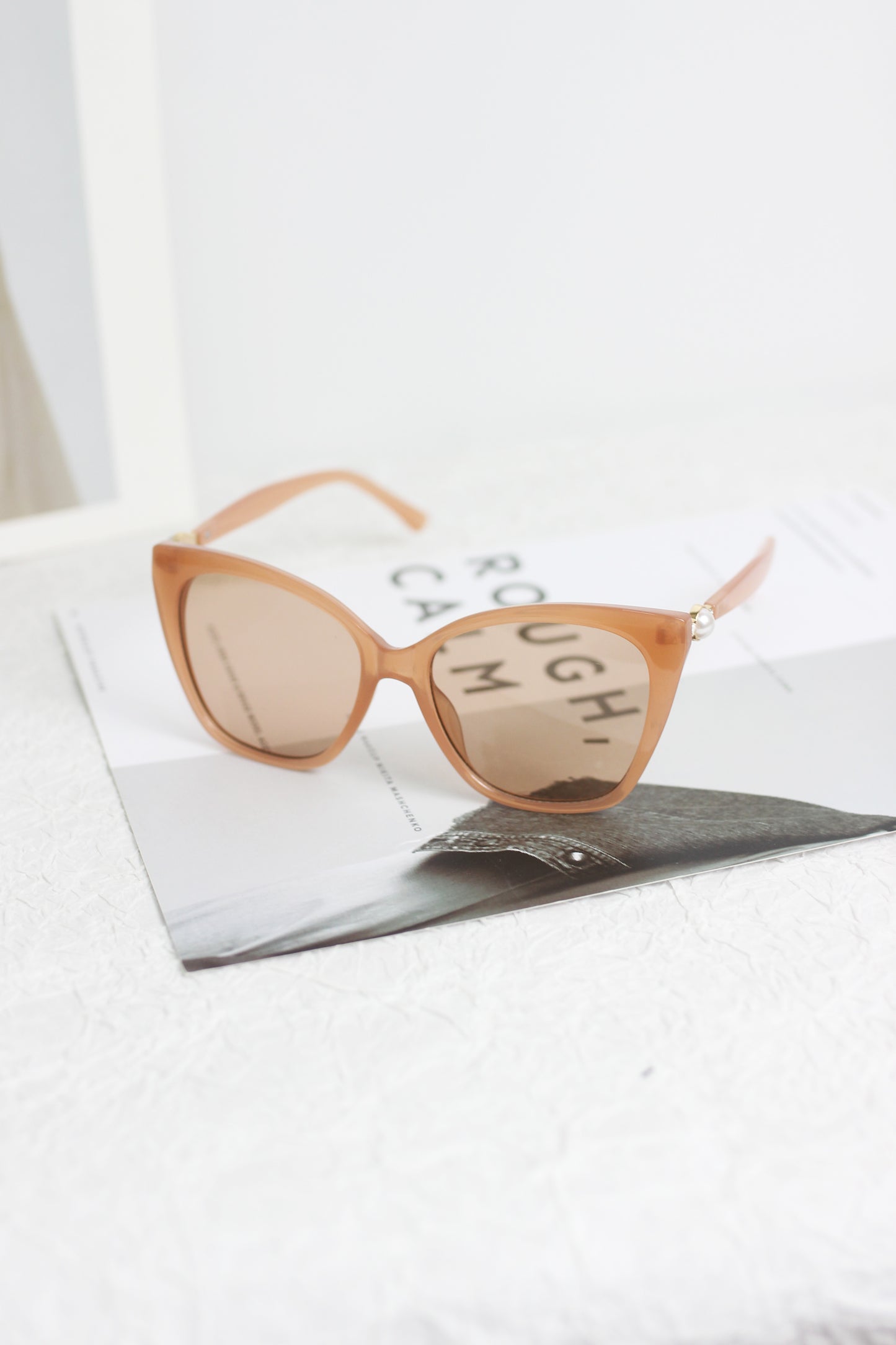 A2406KD34378 - CARAMEL GLOW SUNGLASSES