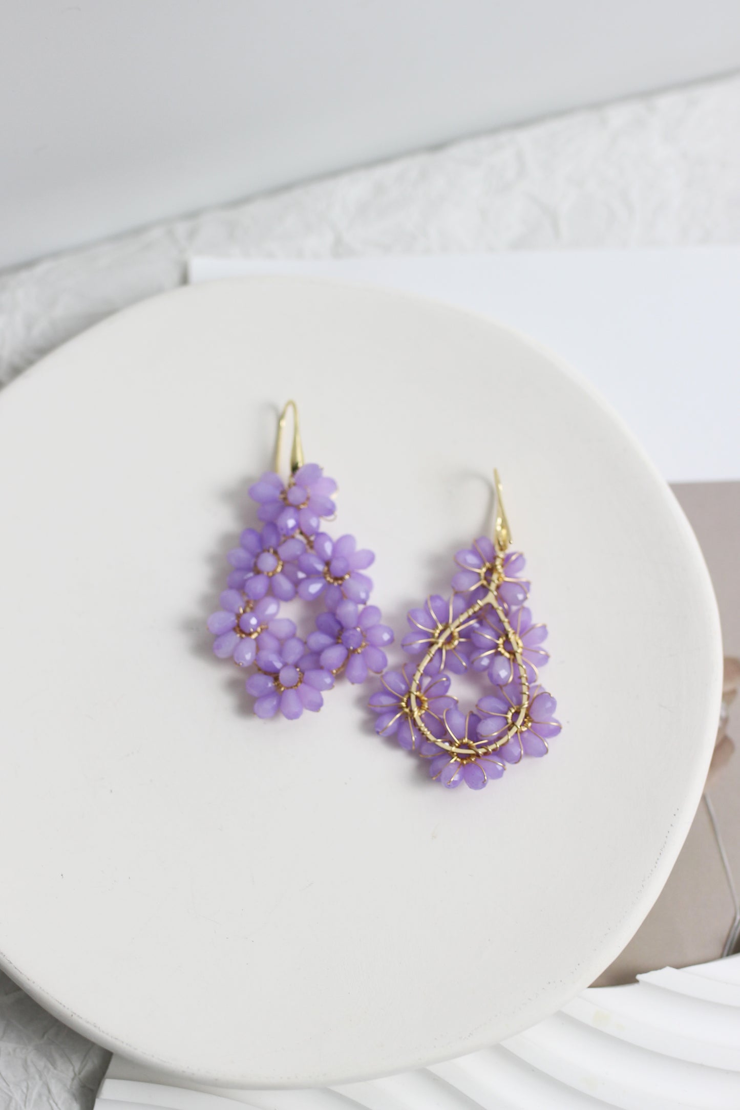 A2407QF55301 - Blooming Cluster Earrings