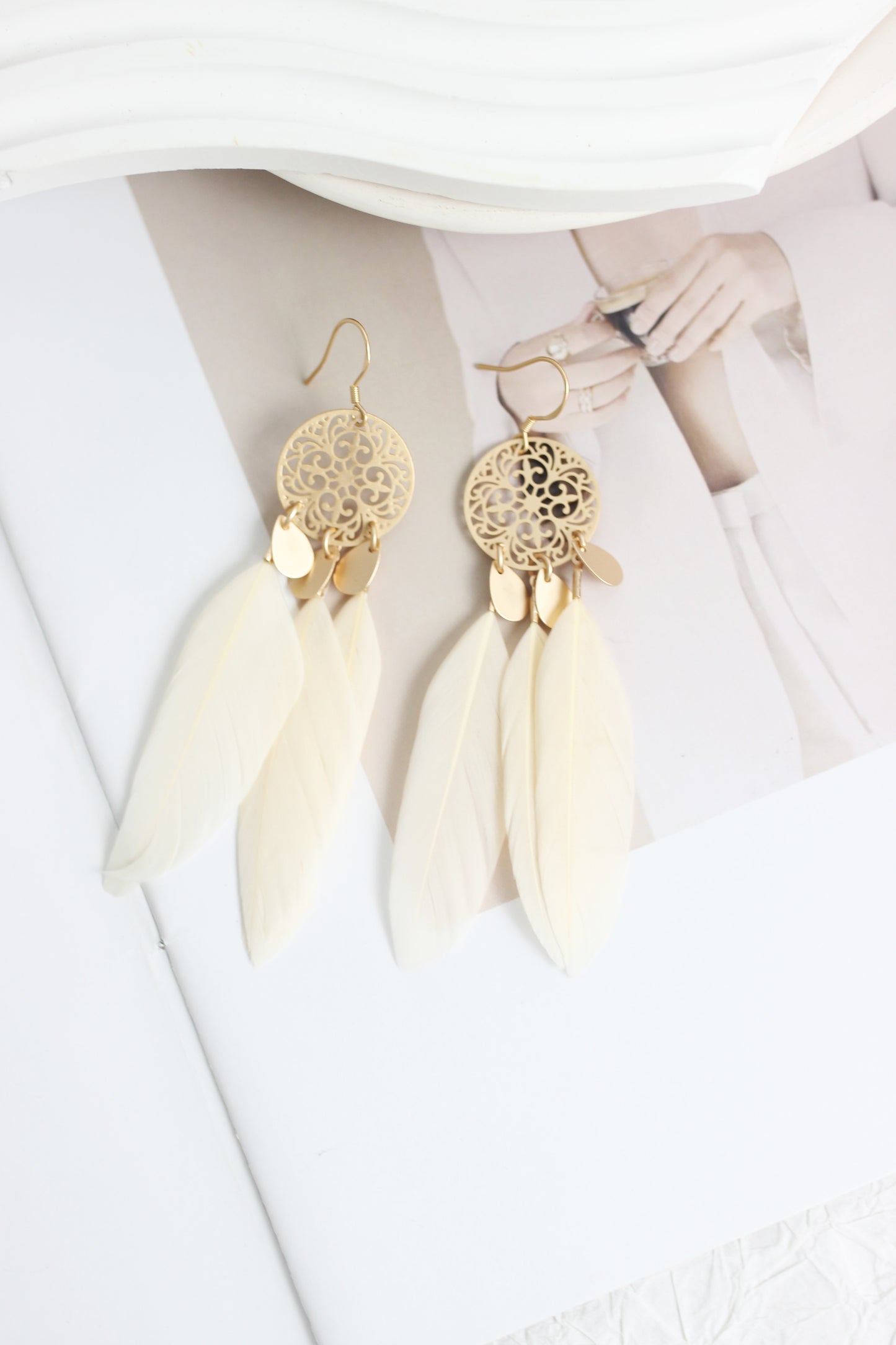 A2408LN36949 - Feather Dangle Earrings