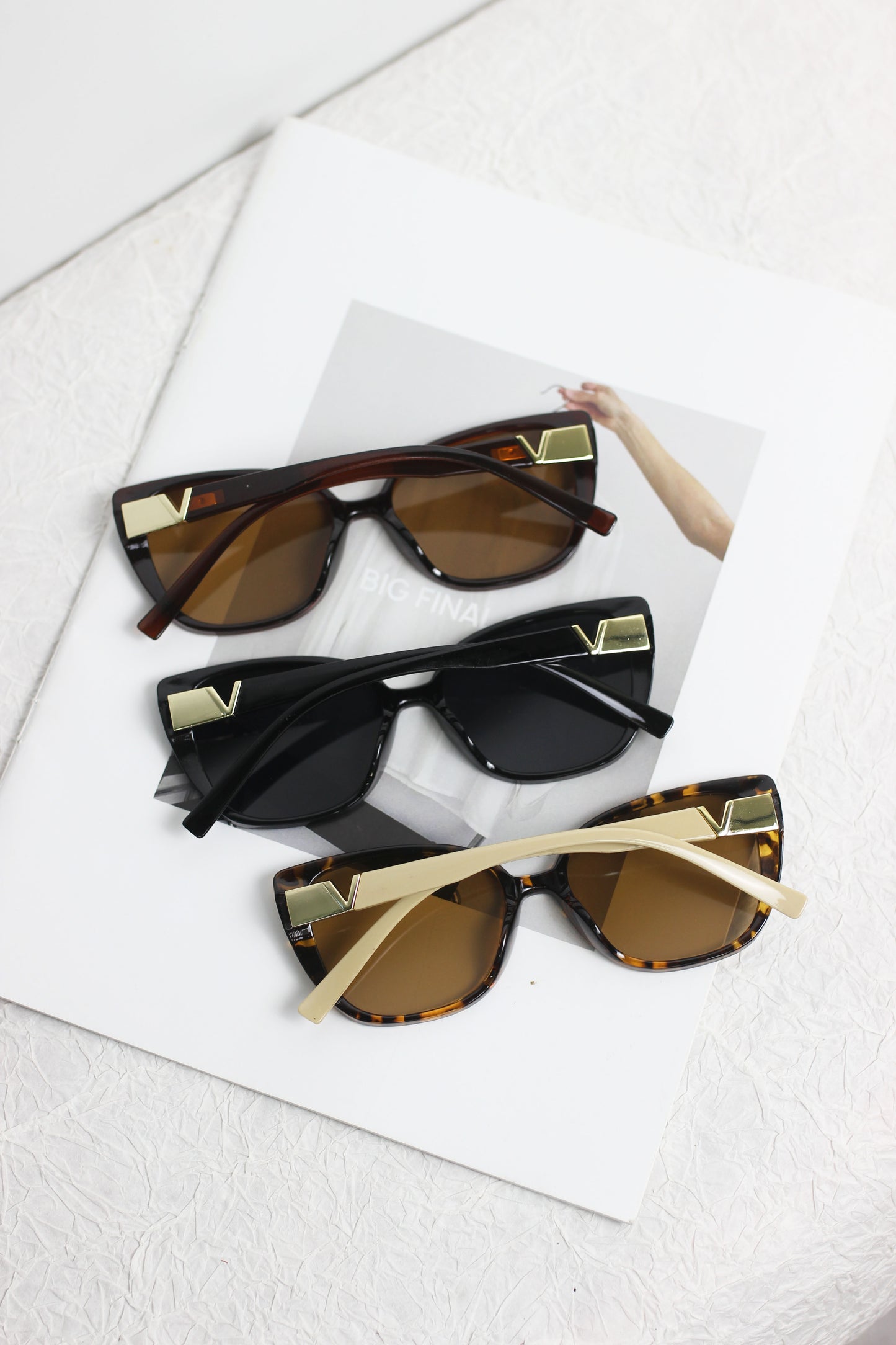 A2408MN13236 - Cat-Eye Sunglasses with Metal Accent
