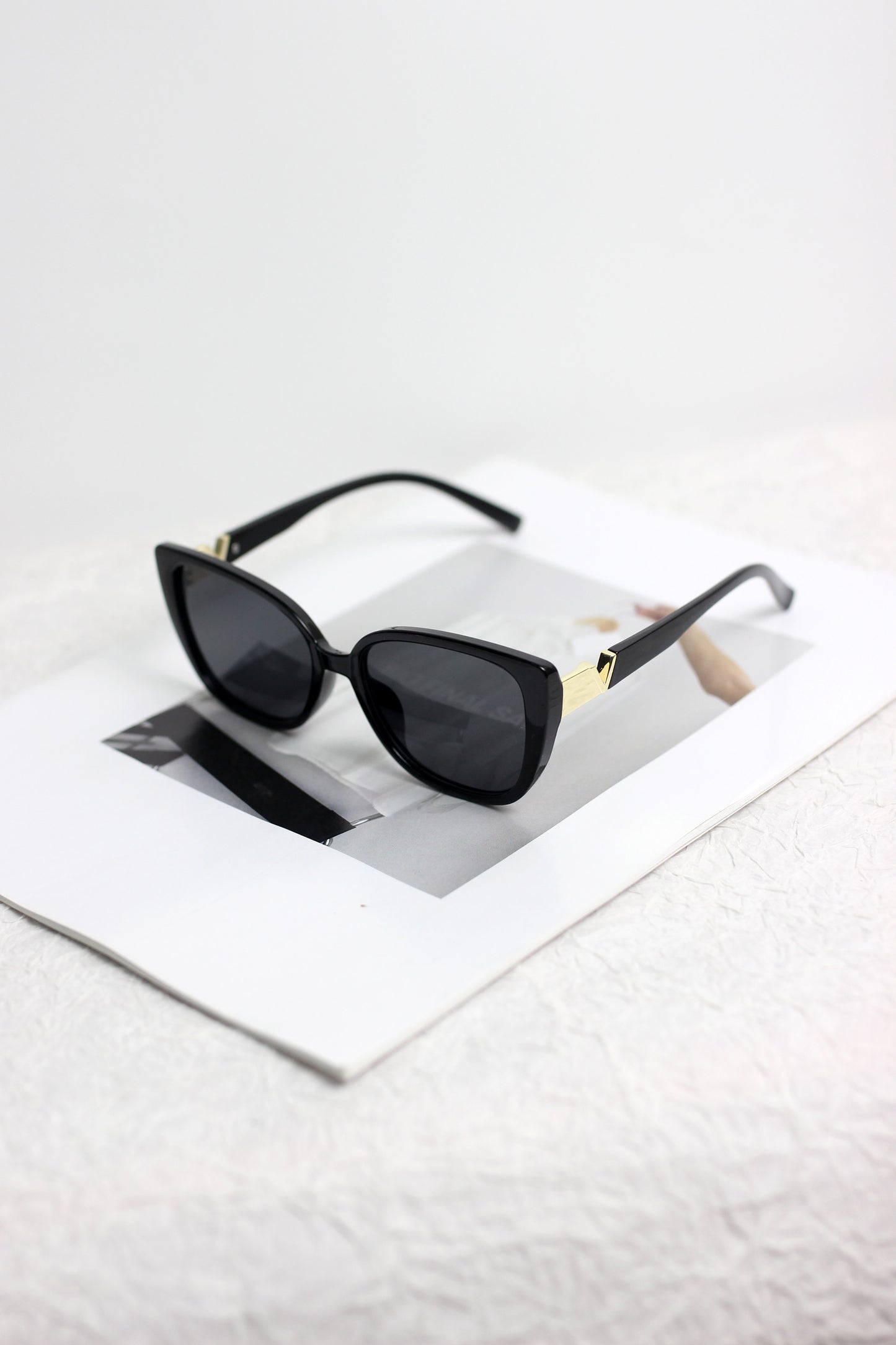 A2408MN13236 - Cat-Eye Sunglasses with Metal Accent