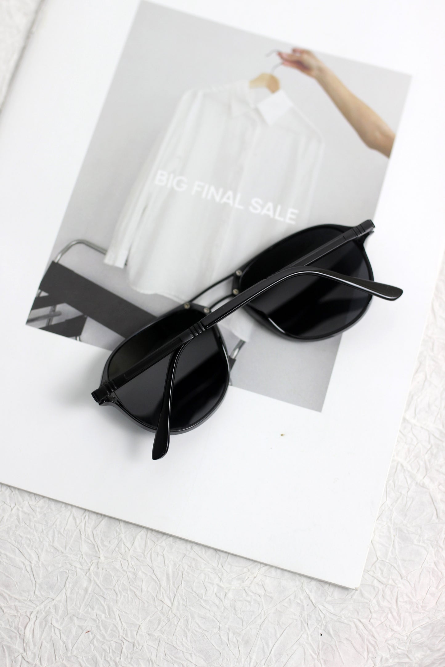 A2408XG44980 - Modern Polarized Sunglasses Trio