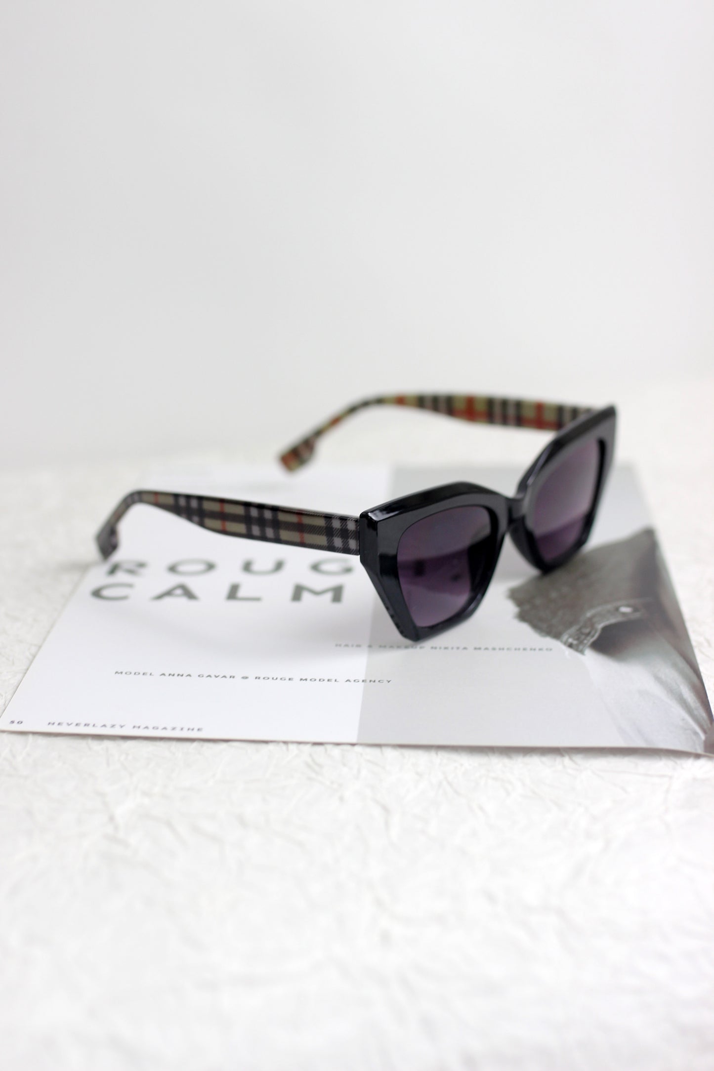 A2408YTGX99658 - Retro Cat-Eye Sunglasses