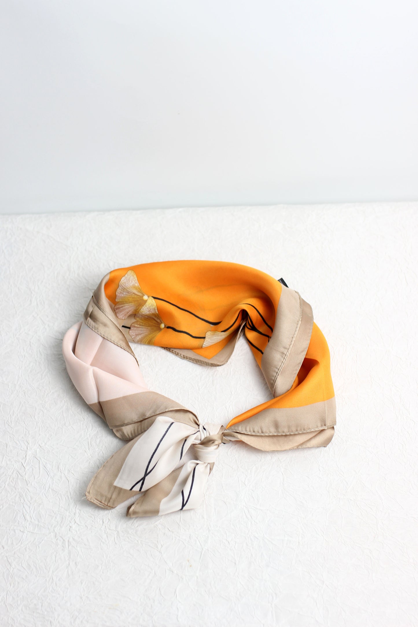 A2412BR82399 - Elegant Floral Printed Scarf