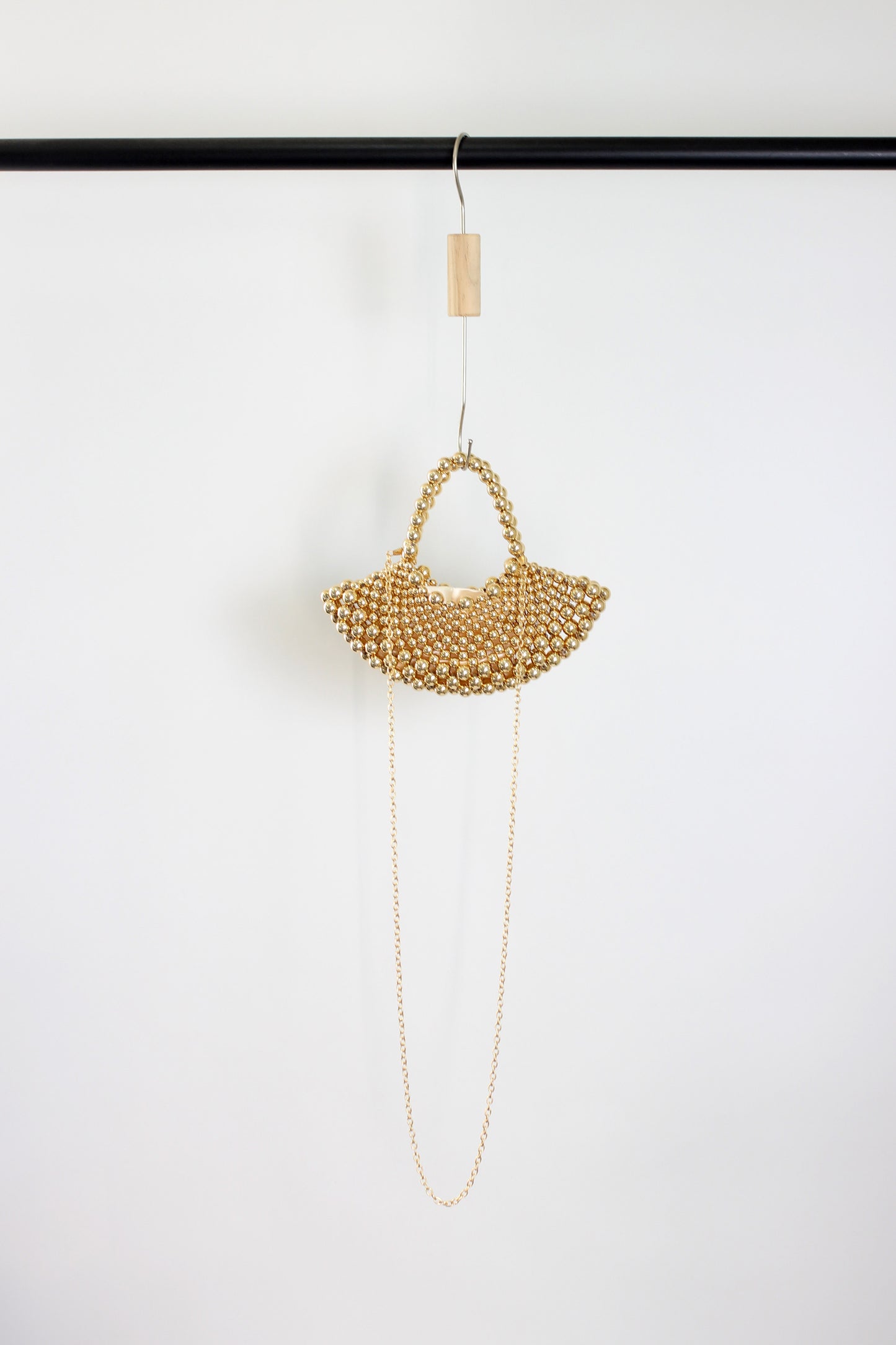 A2502SK54115 - Elegant Gold Beaded Handbag with Chain Strap