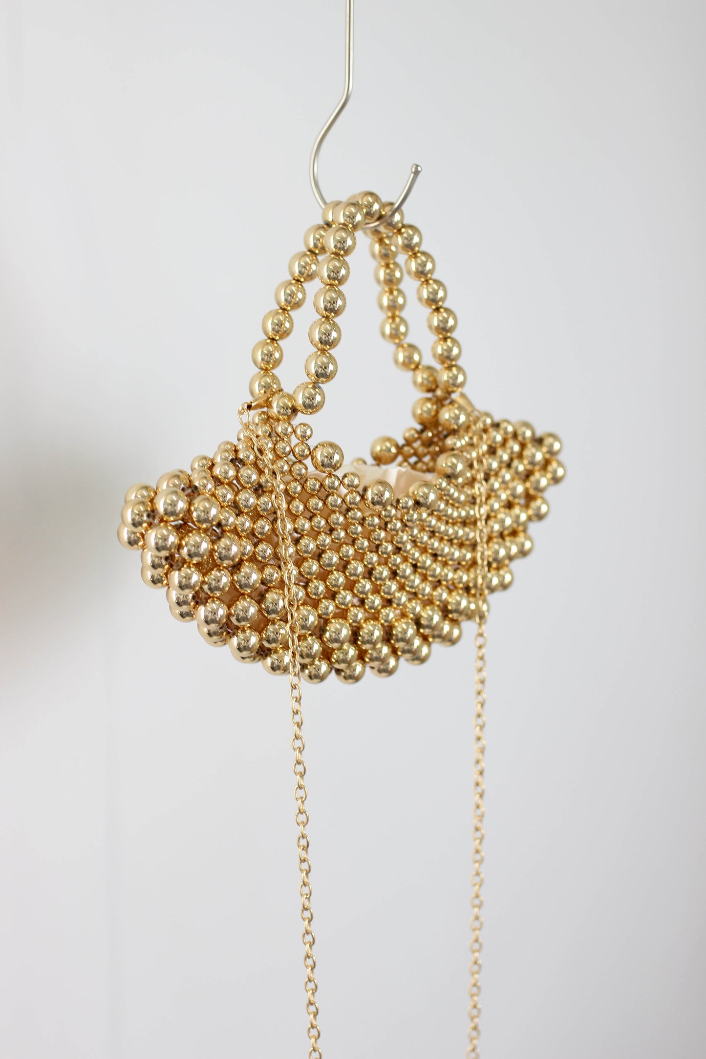 A2502SK54115 - Elegant Gold Beaded Handbag with Chain Strap