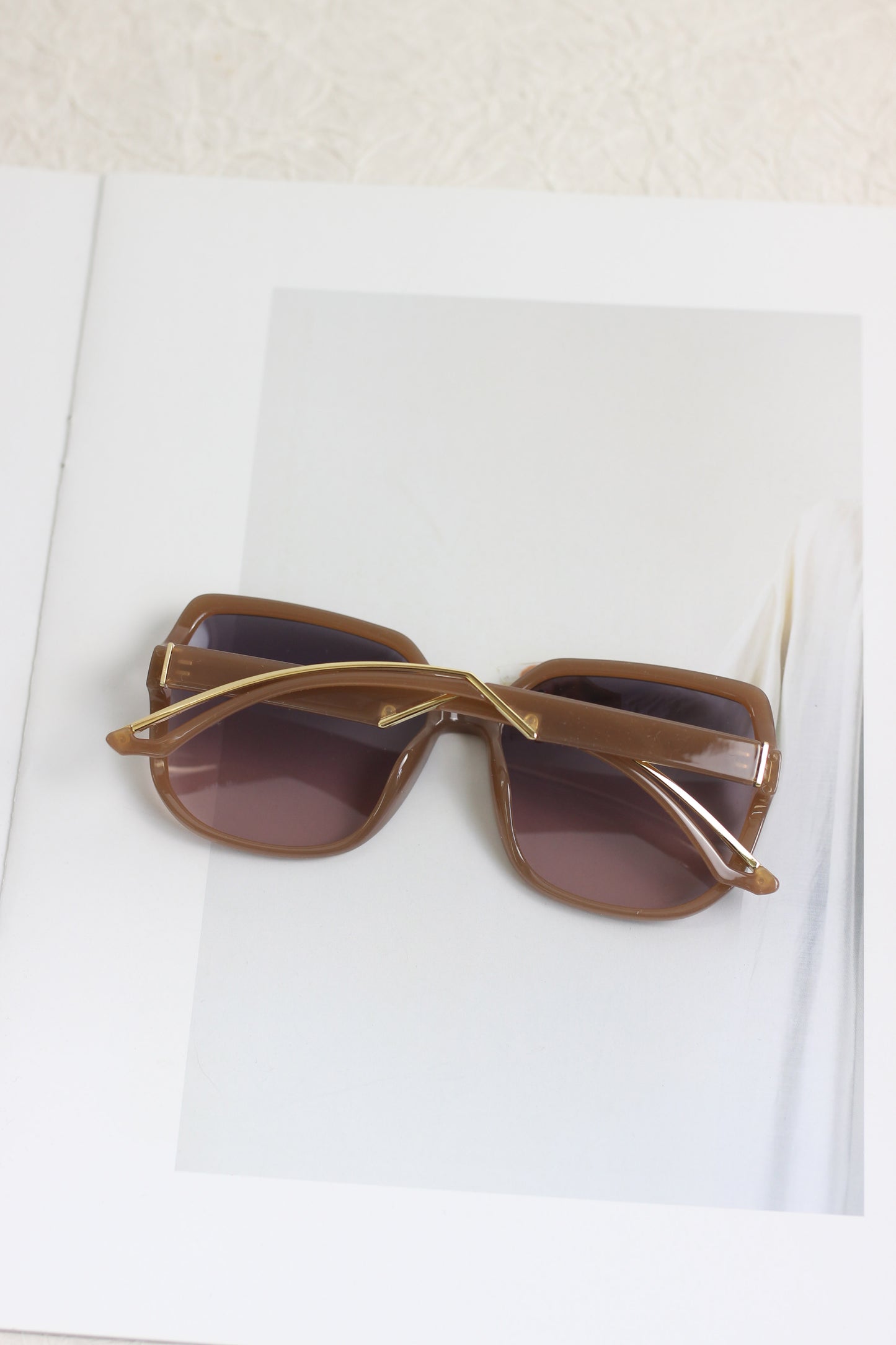 A2504NS78310 - Oversized Square Frame Gradient Sunglasses