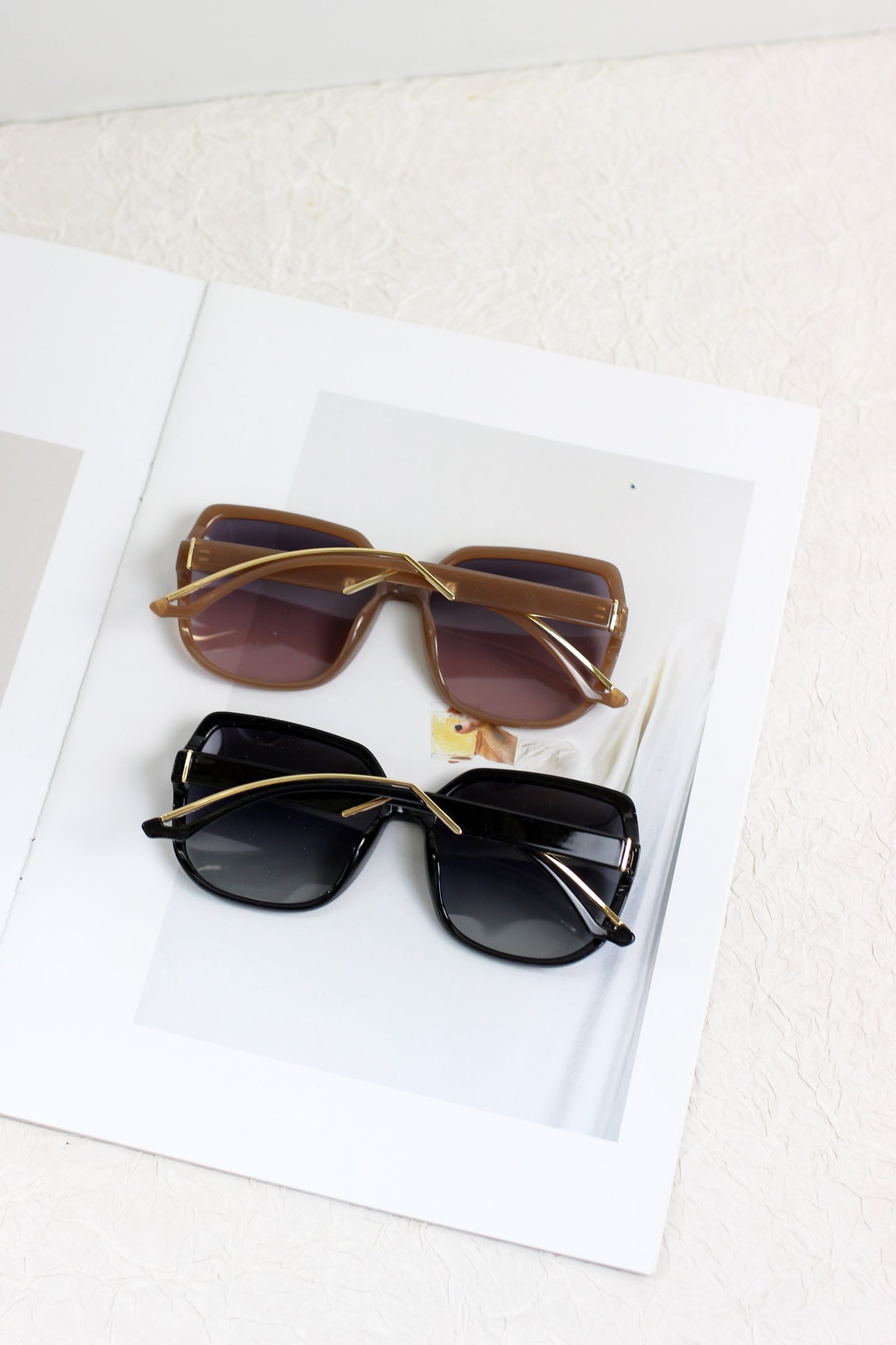 A2504NS78310 - Oversized Square Frame Gradient Sunglasses