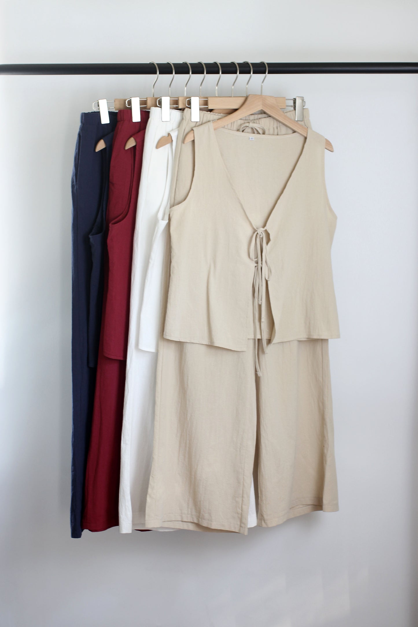 E2503DY14204 - Women?¡¥s Sleeveless V-Neck Tie Top & Wide-Leg Pants