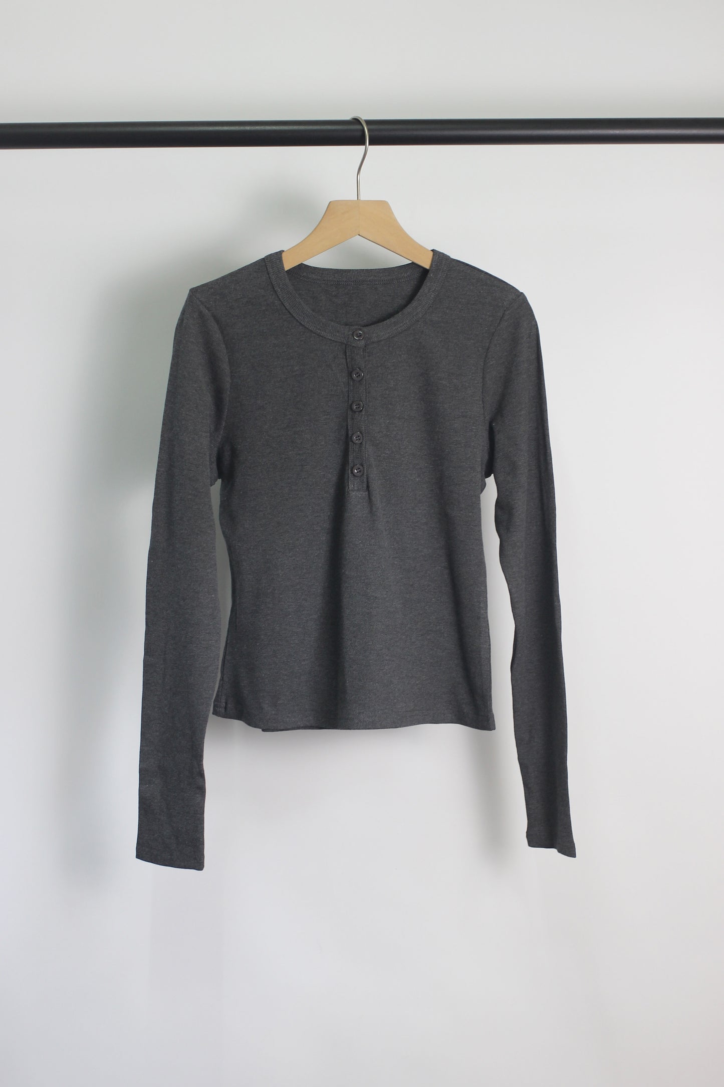 T2408ASJP64562 - Buttoned Long Sleeve Henley Top
