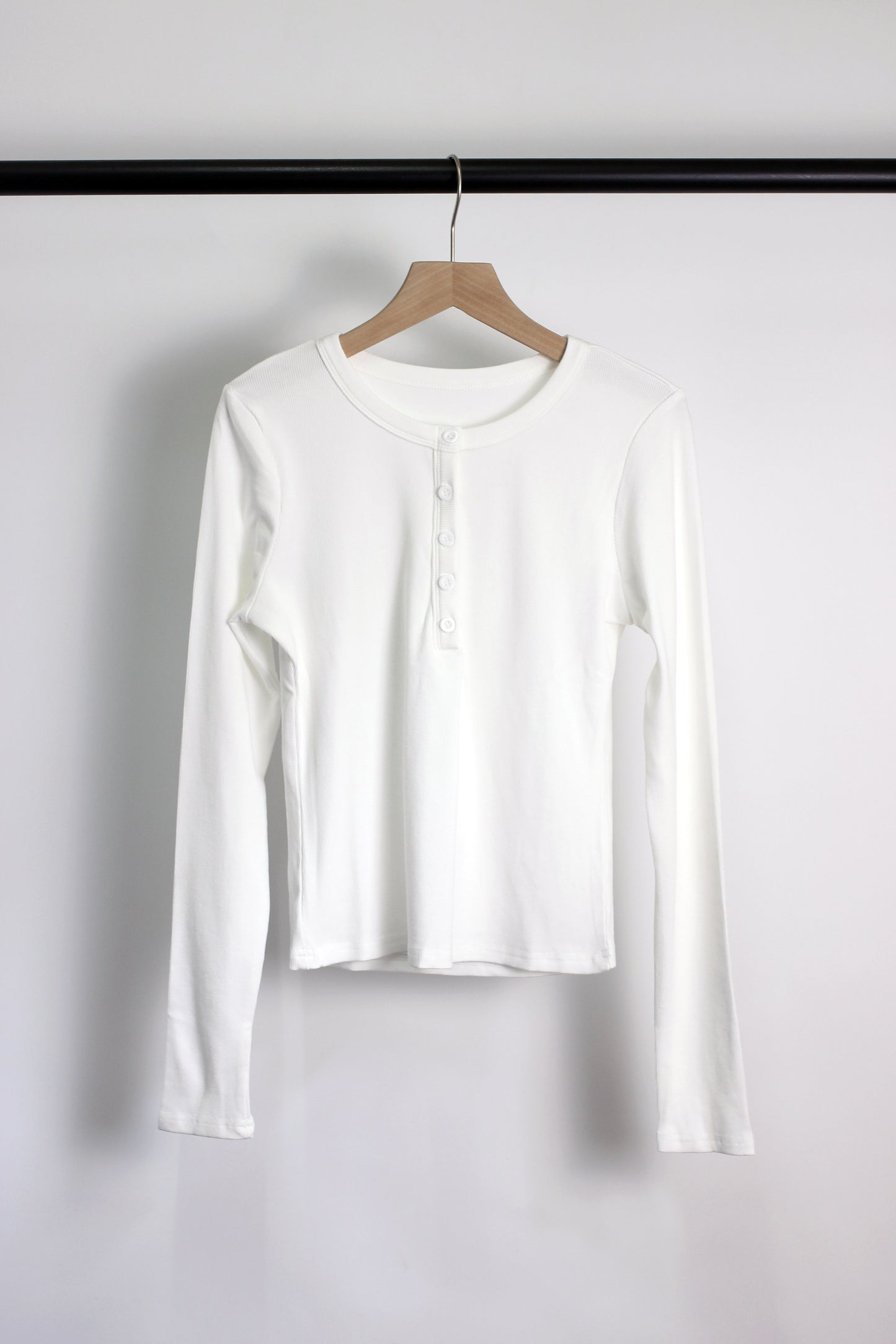 T2408ASJP64562 - Buttoned Long Sleeve Henley Top