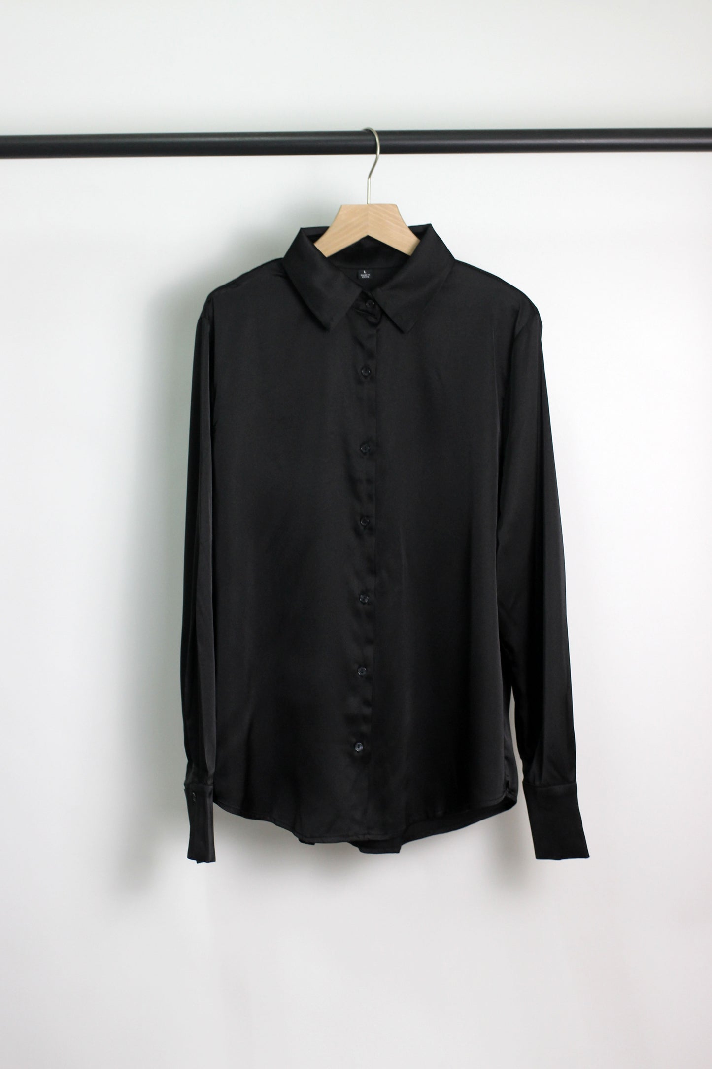 T2412FDT83365 - Classic Satin Long-Sleeve Blouse