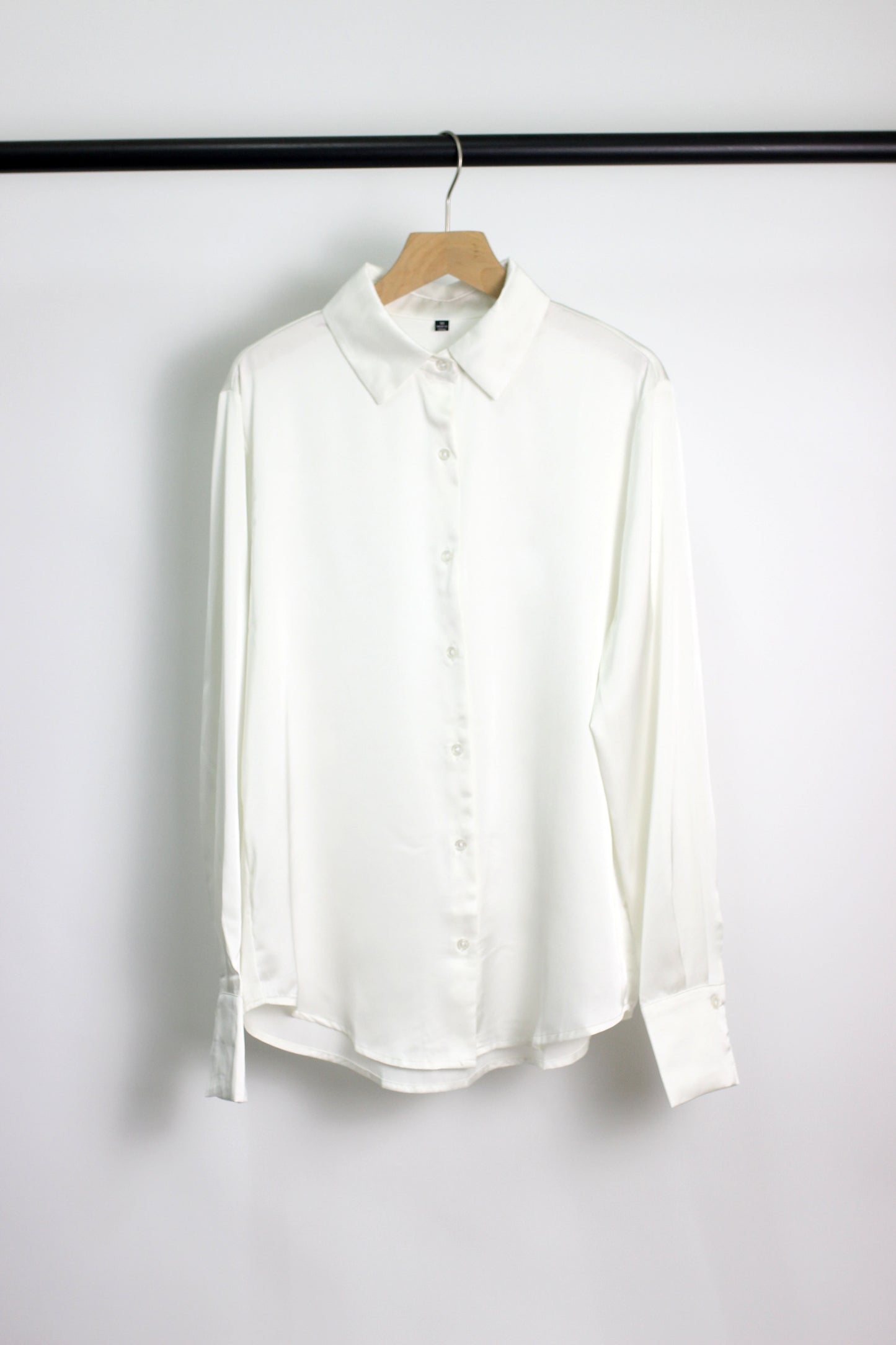 T2412FDT83365 - Classic Satin Long-Sleeve Blouse