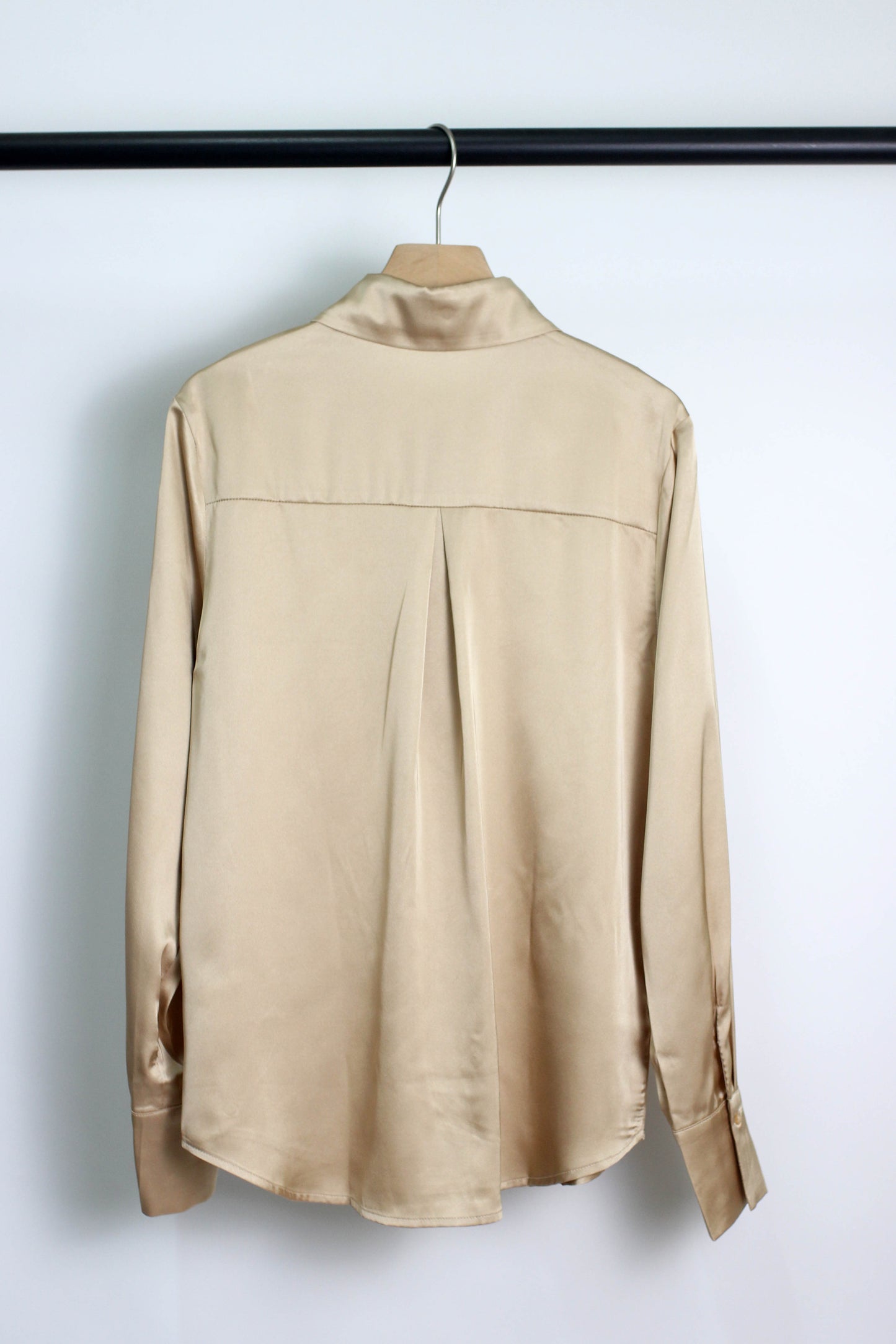 T2412FDT83365 - Classic Satin Long-Sleeve Blouse