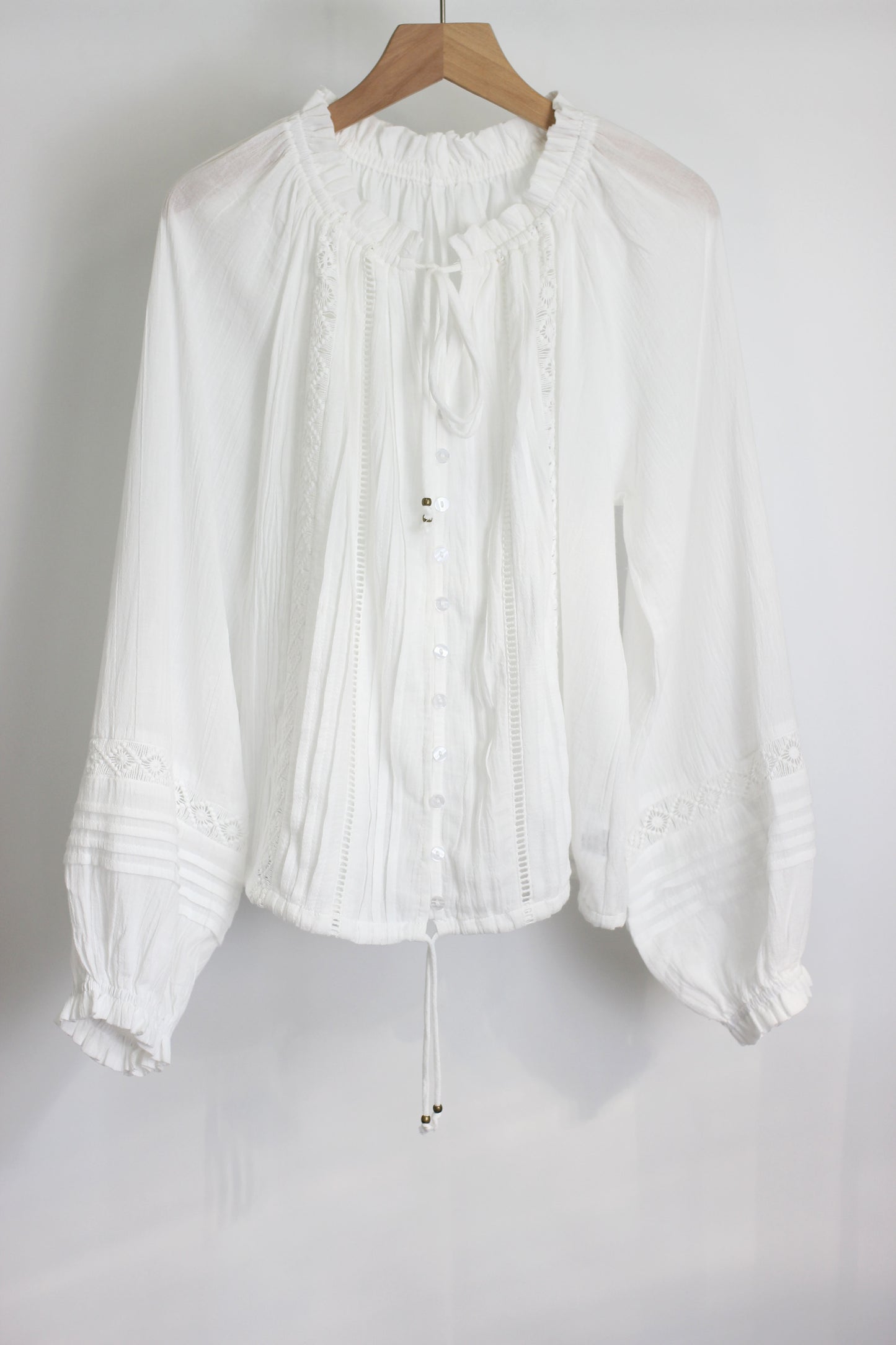 T2502ZNY36972 - Bohemian White Lace Blouse