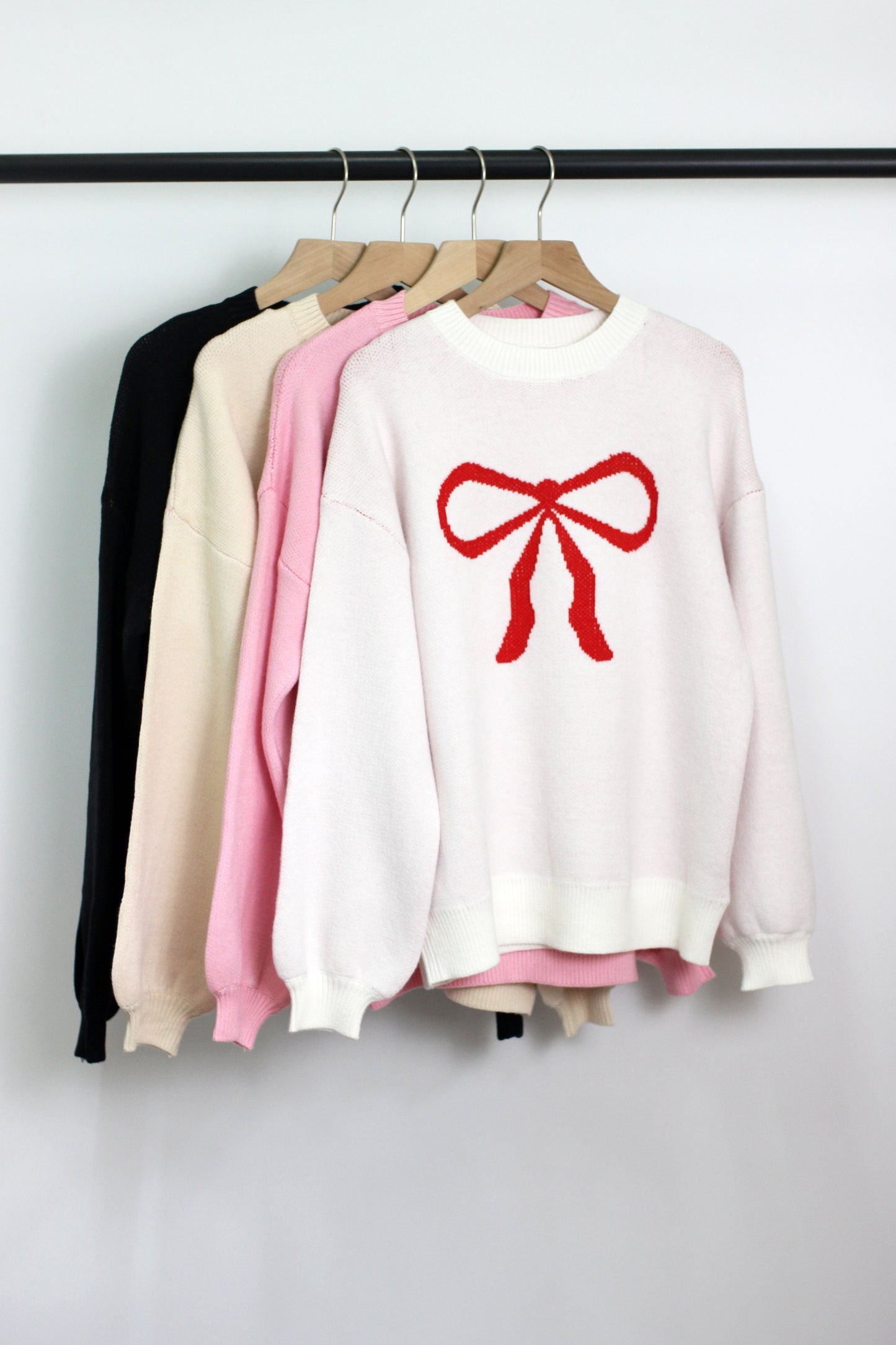 W2406JYYS85806 - WOMEN BOW PATTERN ACRYLIC SWEATER