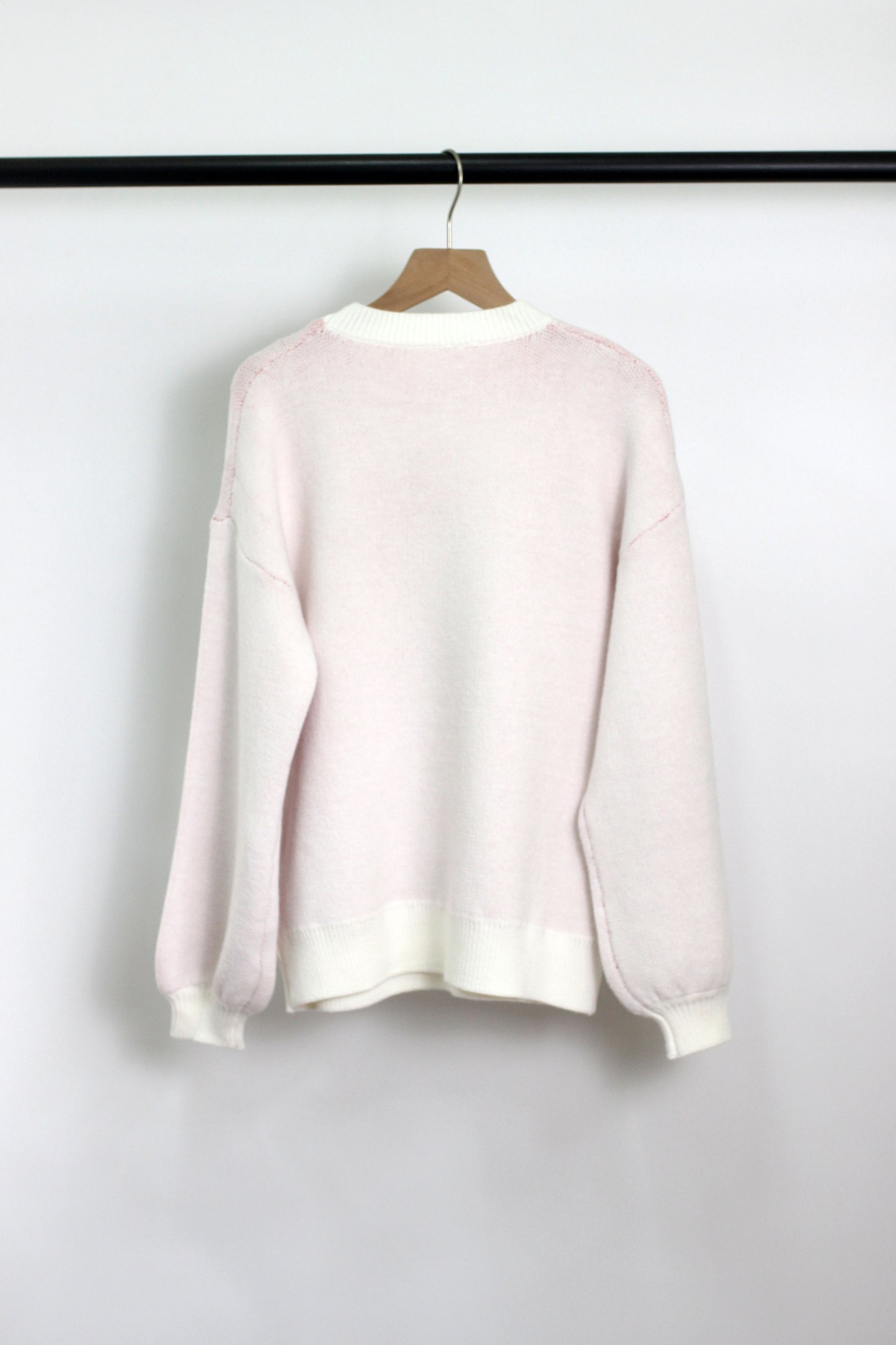 W2406JYYS85806 - WOMEN BOW PATTERN ACRYLIC SWEATER