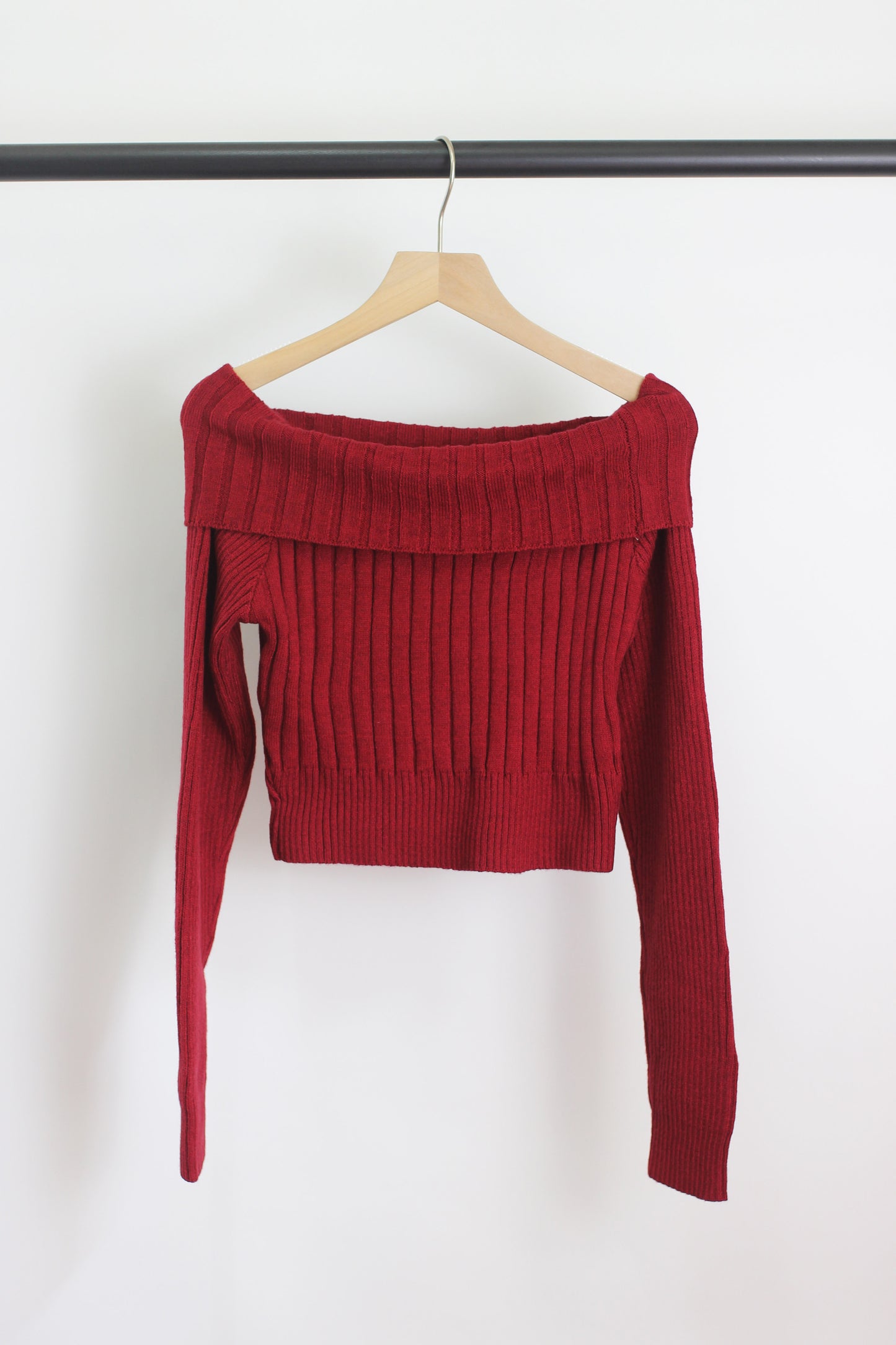 W2407MNE89263 - Off-Shoulder Ribbed Knit Sweater