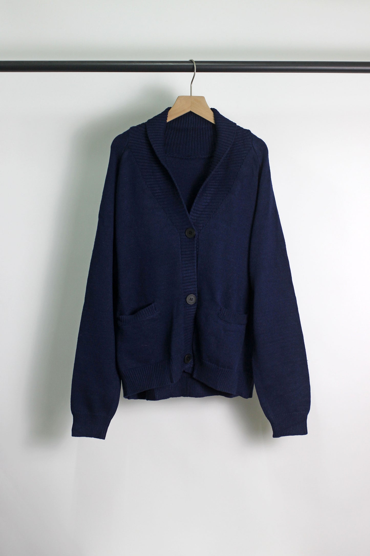 W2506MY13589 - Women¡¯s Knit Cardigan with Flag Back Design