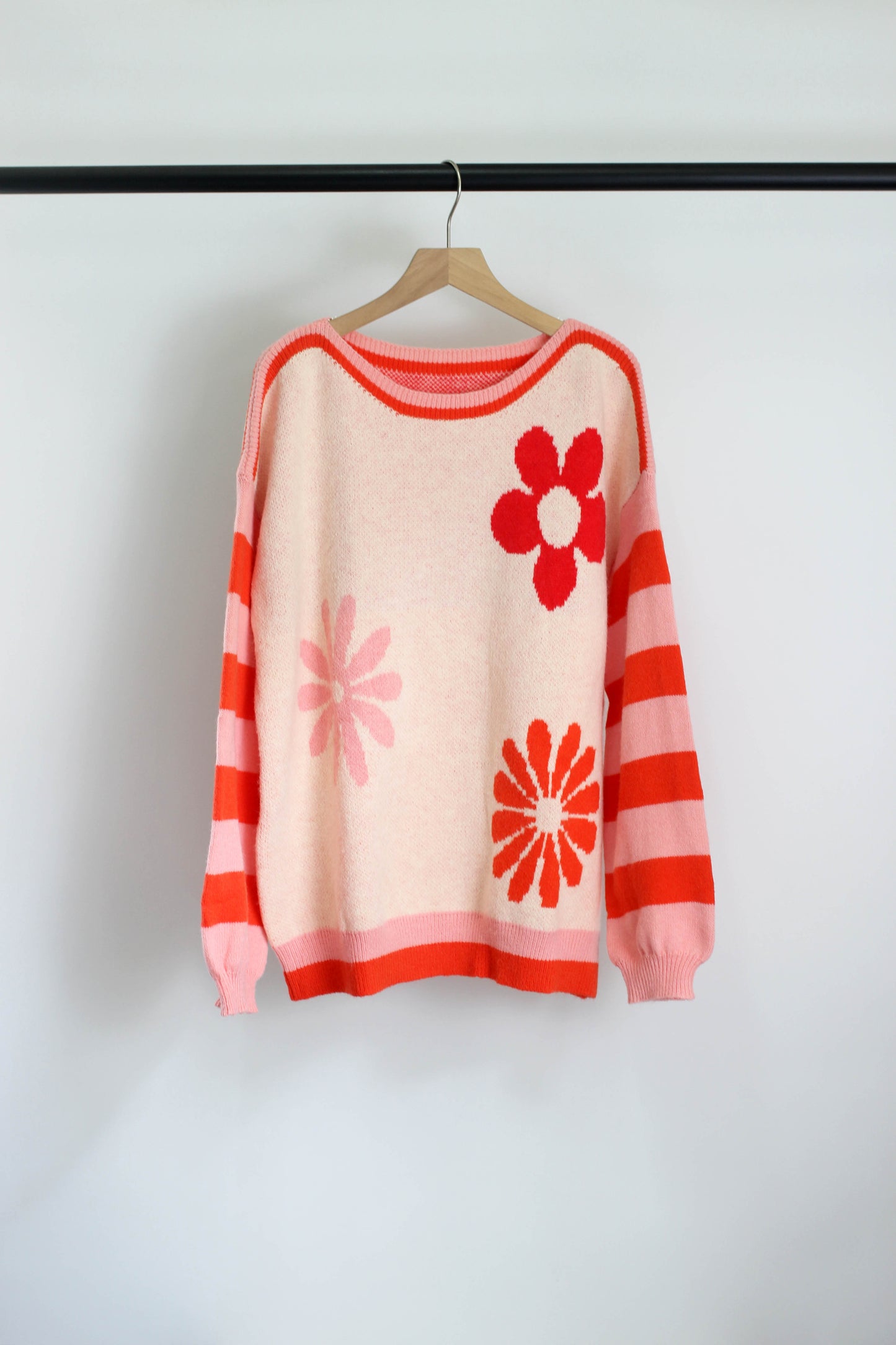 W2507JYYS32167 - Retro Floral Knit Sweater