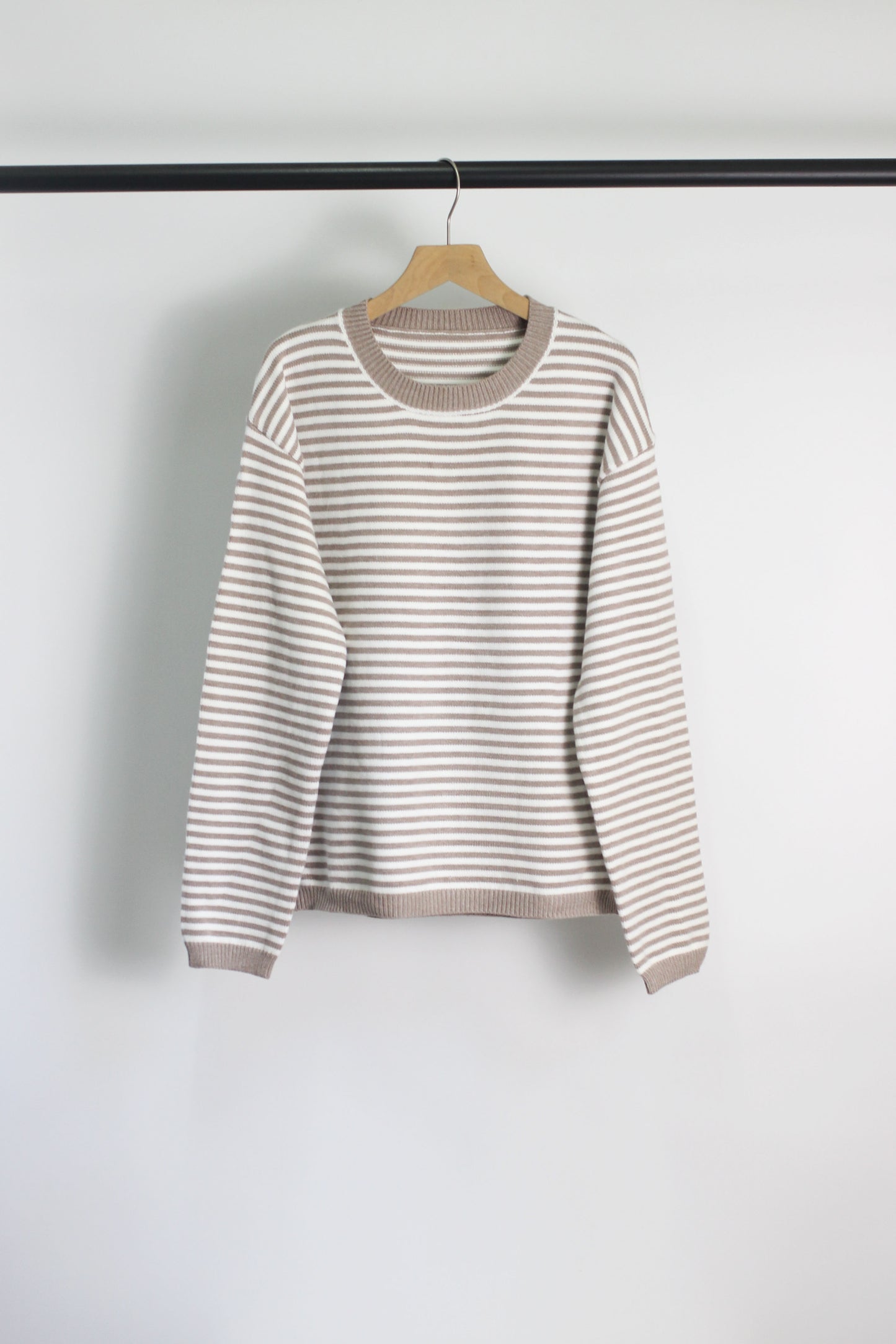 W2507JYYS72002 - Classic Striped Knit Pullover Sweater