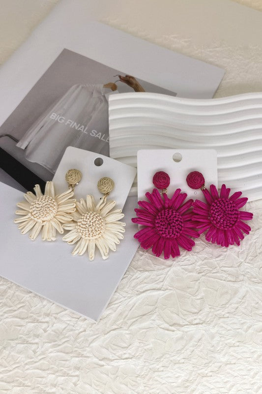A2306MT70742- Solid Hand Woven Raffia Flower Earrings