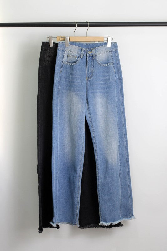 P2509YOY70625-High Rise Wide-Leg Jeans with Raw Hem