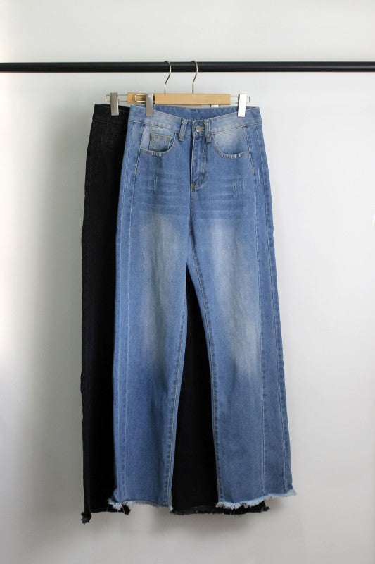 P2509YOY70625-High Rise Wide-Leg Jeans with Raw Hem