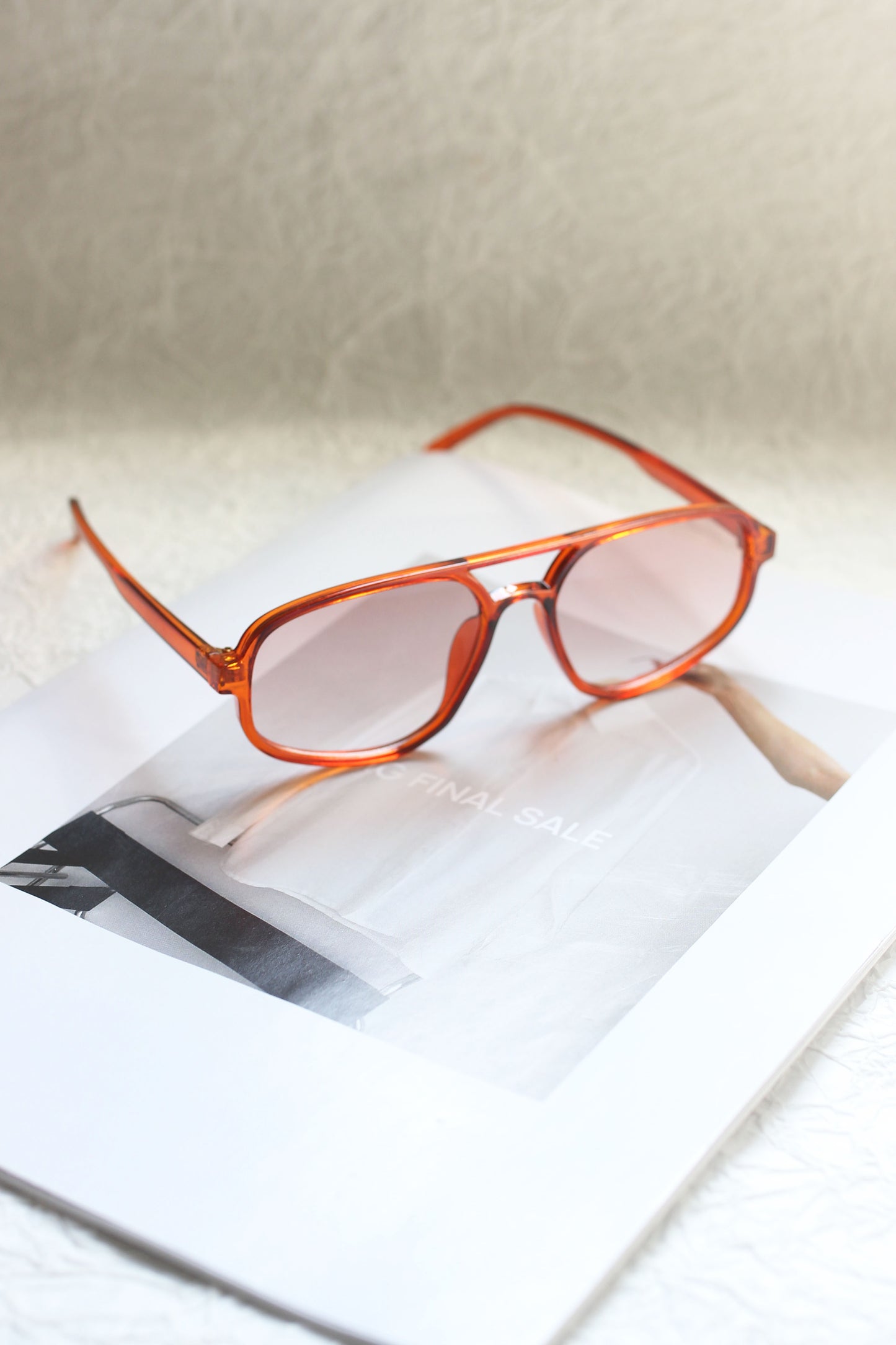 A2311KD67971 - DAISY TRENDY DOUBLE BEAM SUNGLASSES