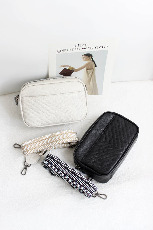 A2405BW57344 - EVERYDAY PLEASURES QUILTED LEATHER HANDBAG