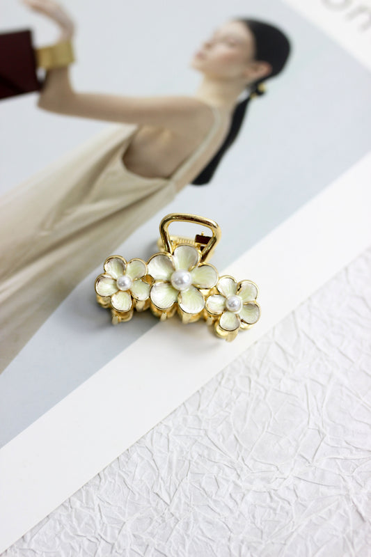 A2405CY99445 - FLORAL HAIR CLIP