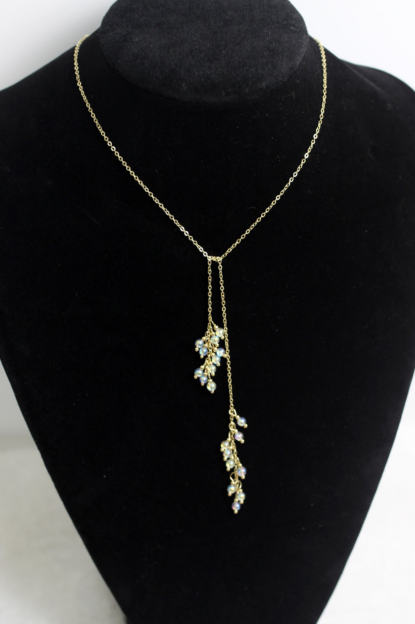 A2406FJ80896 - Delicate Gold Floral Lariat Necklace