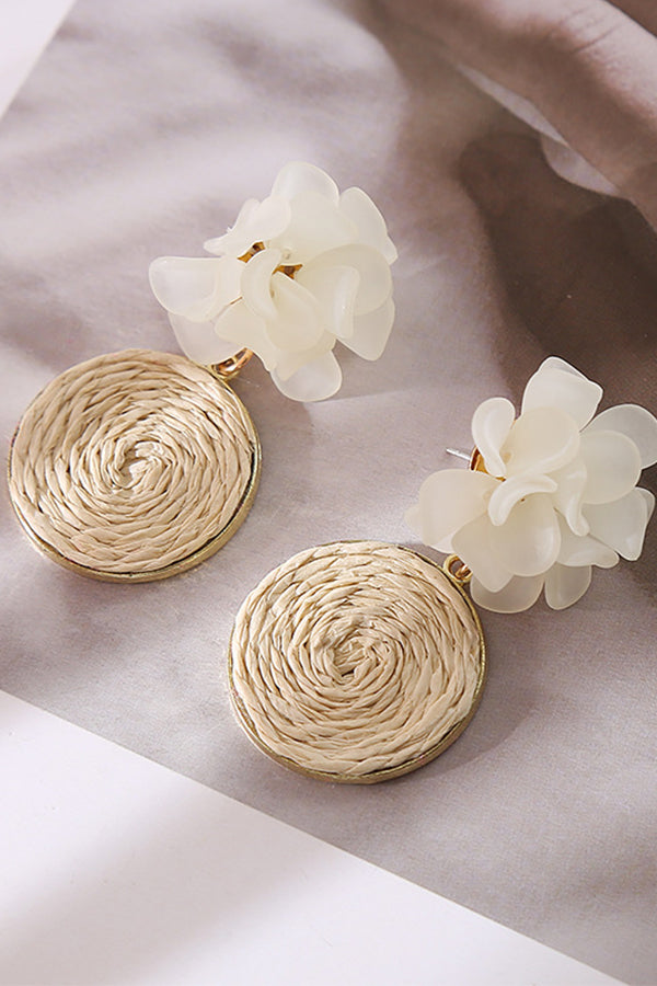 A2406HEM11083 - WHITE SWIRL FLORAL DROP EARRINGS