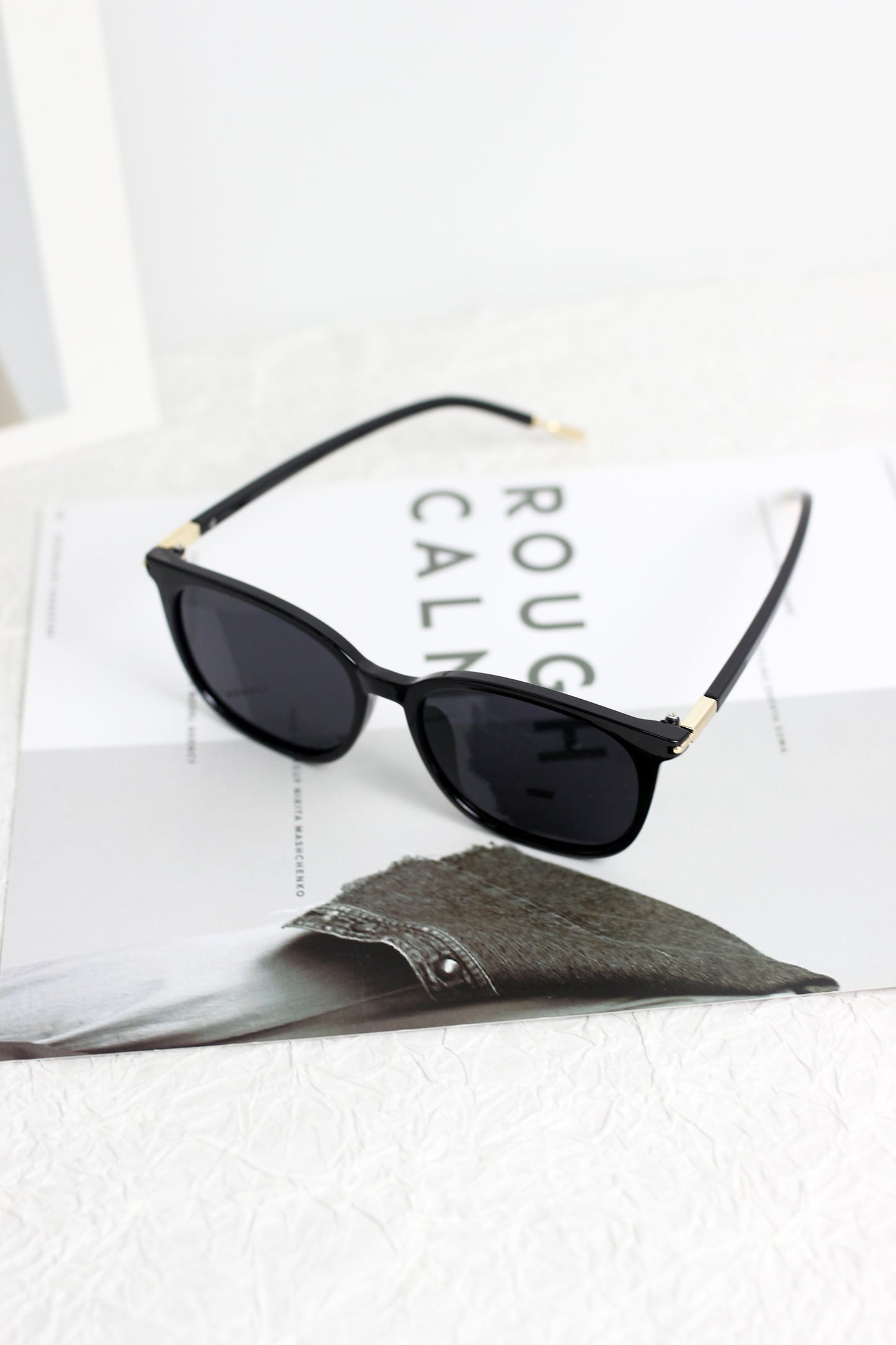 A2406KD40923 - GOLDEN HOUR SUNGLASSES