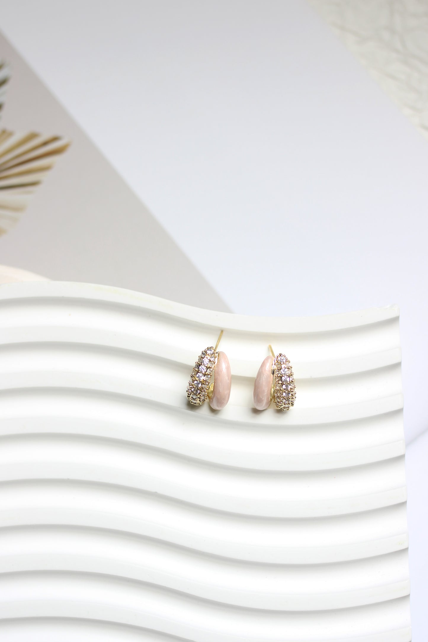 A2406LRDZ46157 - CHERRY BLOSSOM GOLD EARRINGS