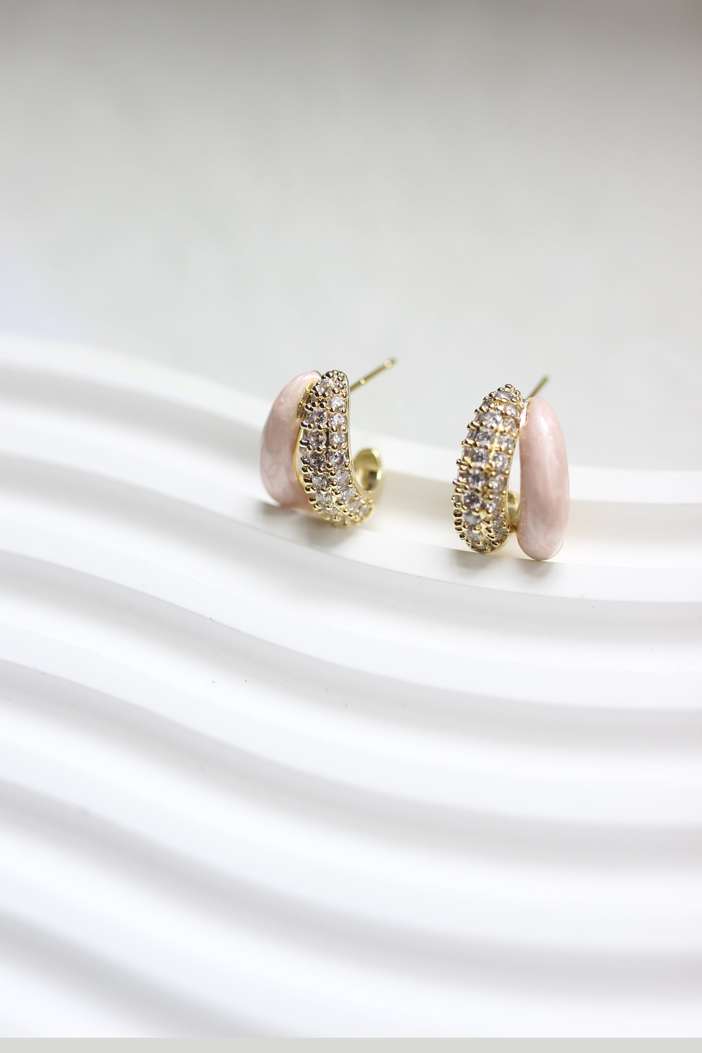 A2406LRDZ46157 - CHERRY BLOSSOM GOLD EARRINGS