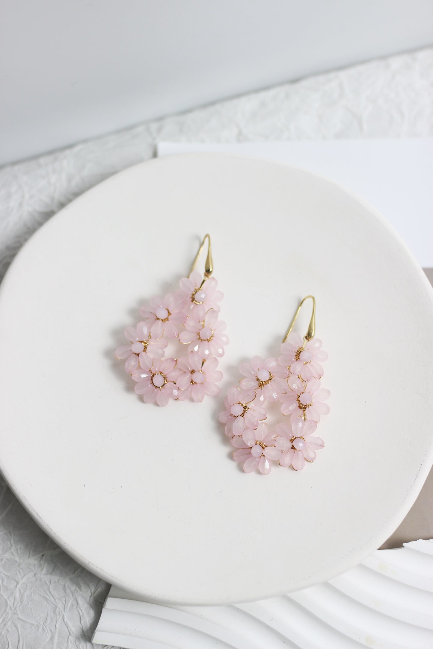 A2407QF55301 - Blooming Cluster Earrings