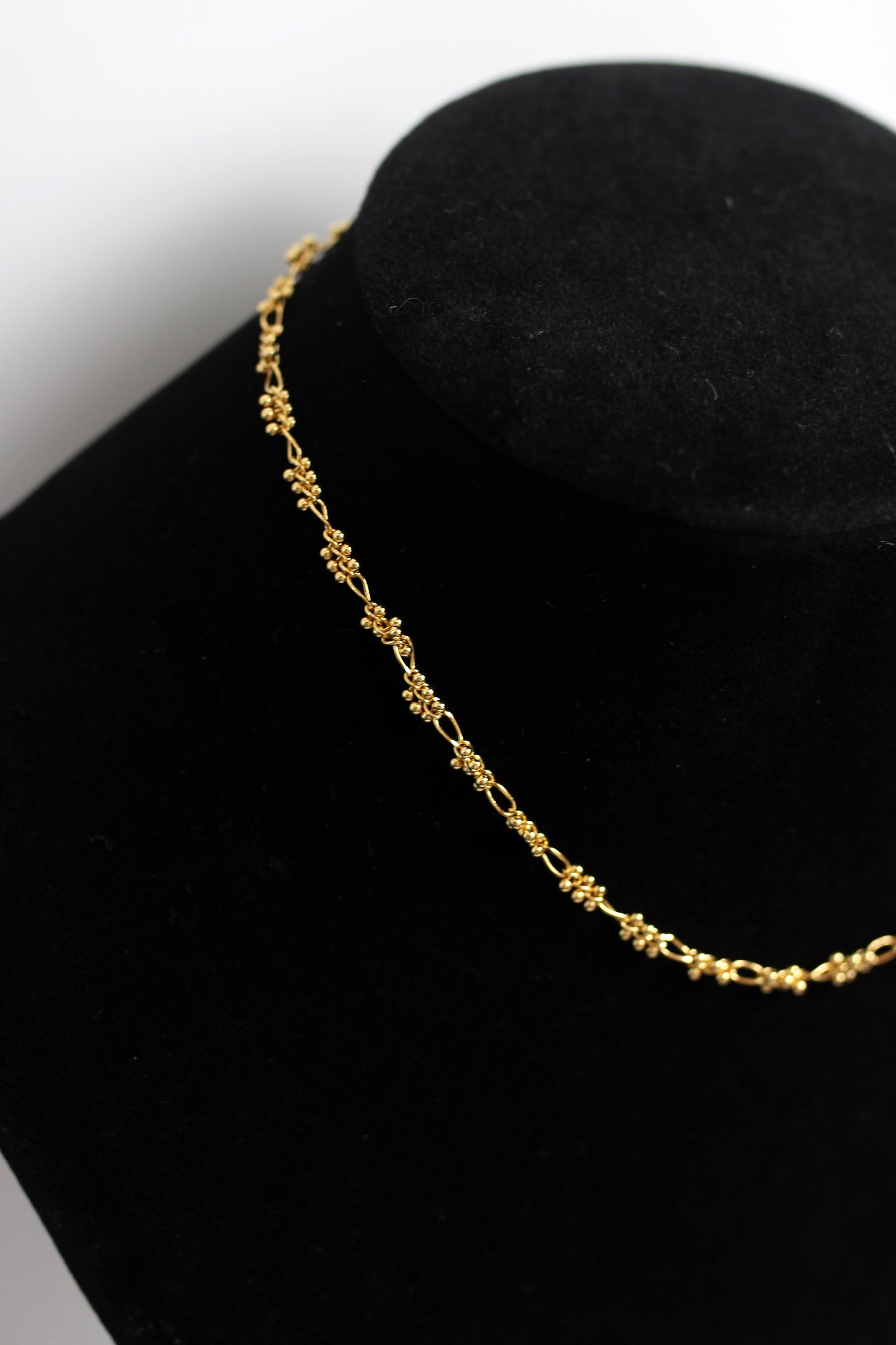 A2407XL36496 - ORNAMENTAL CLUSTER GOLD NECKLACE