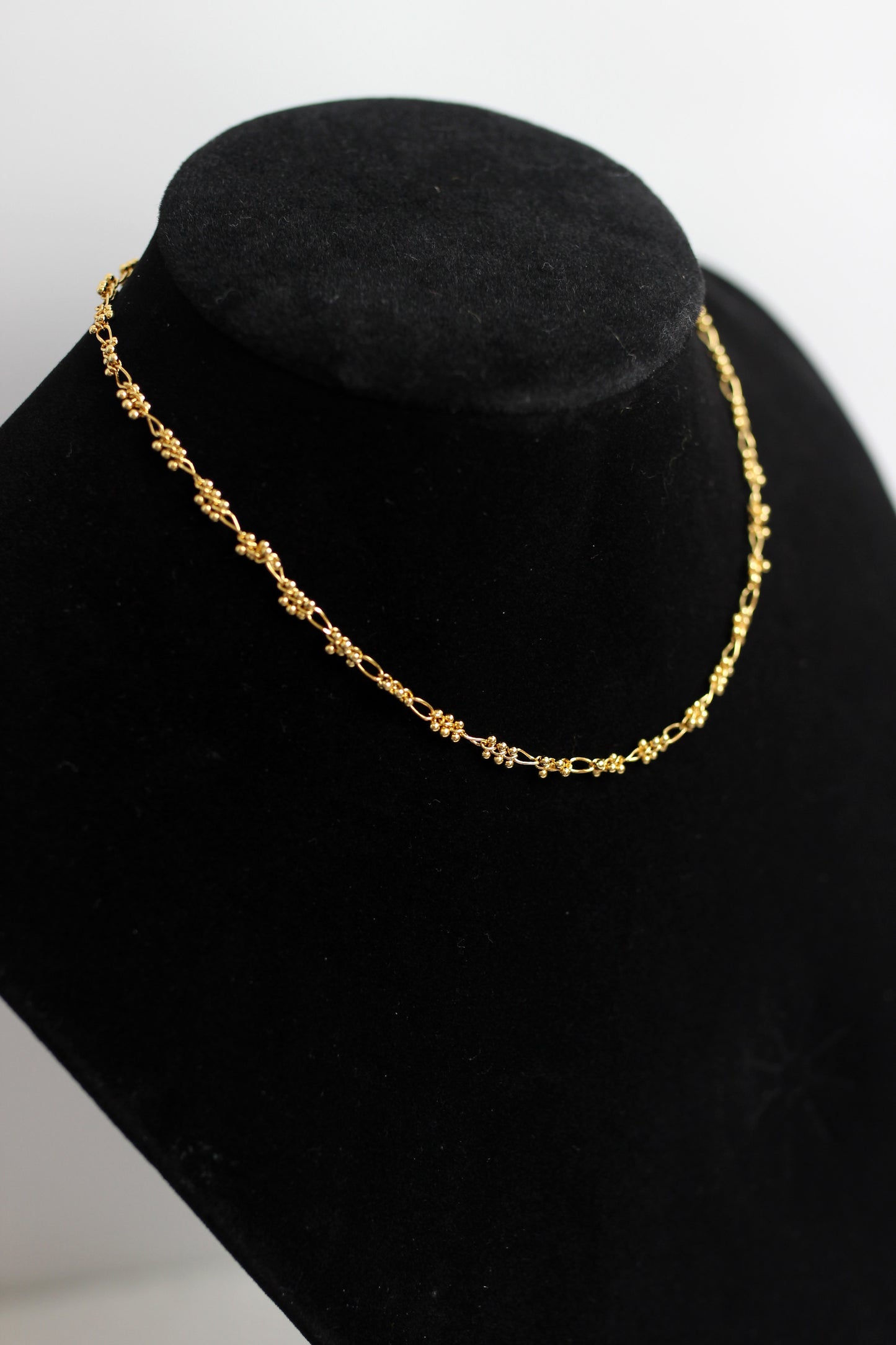 A2407XL36496 - ORNAMENTAL CLUSTER GOLD NECKLACE