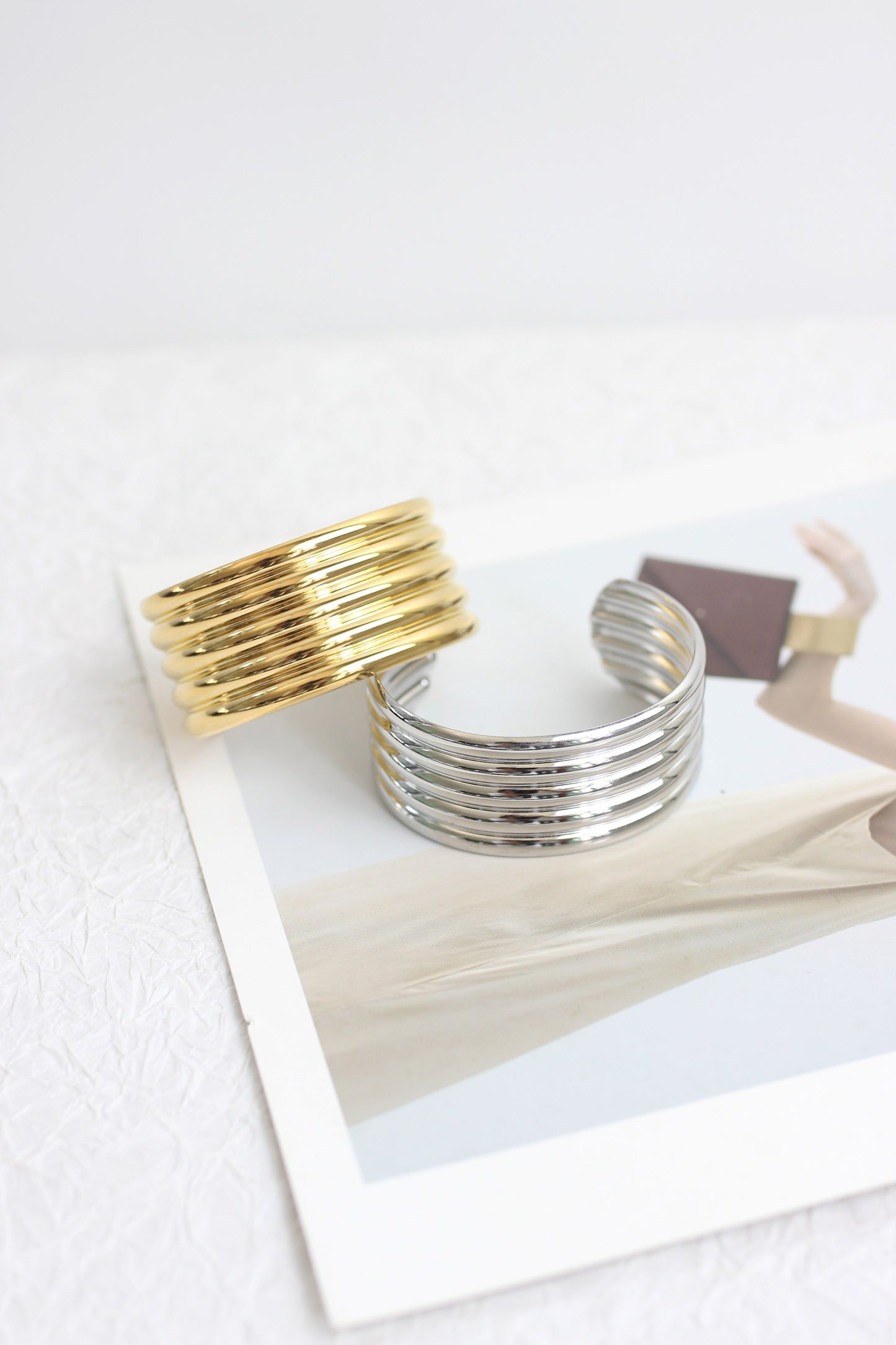 A2408JQ42671 - Metallic Open Cuff Bracelet with Ribbed Design