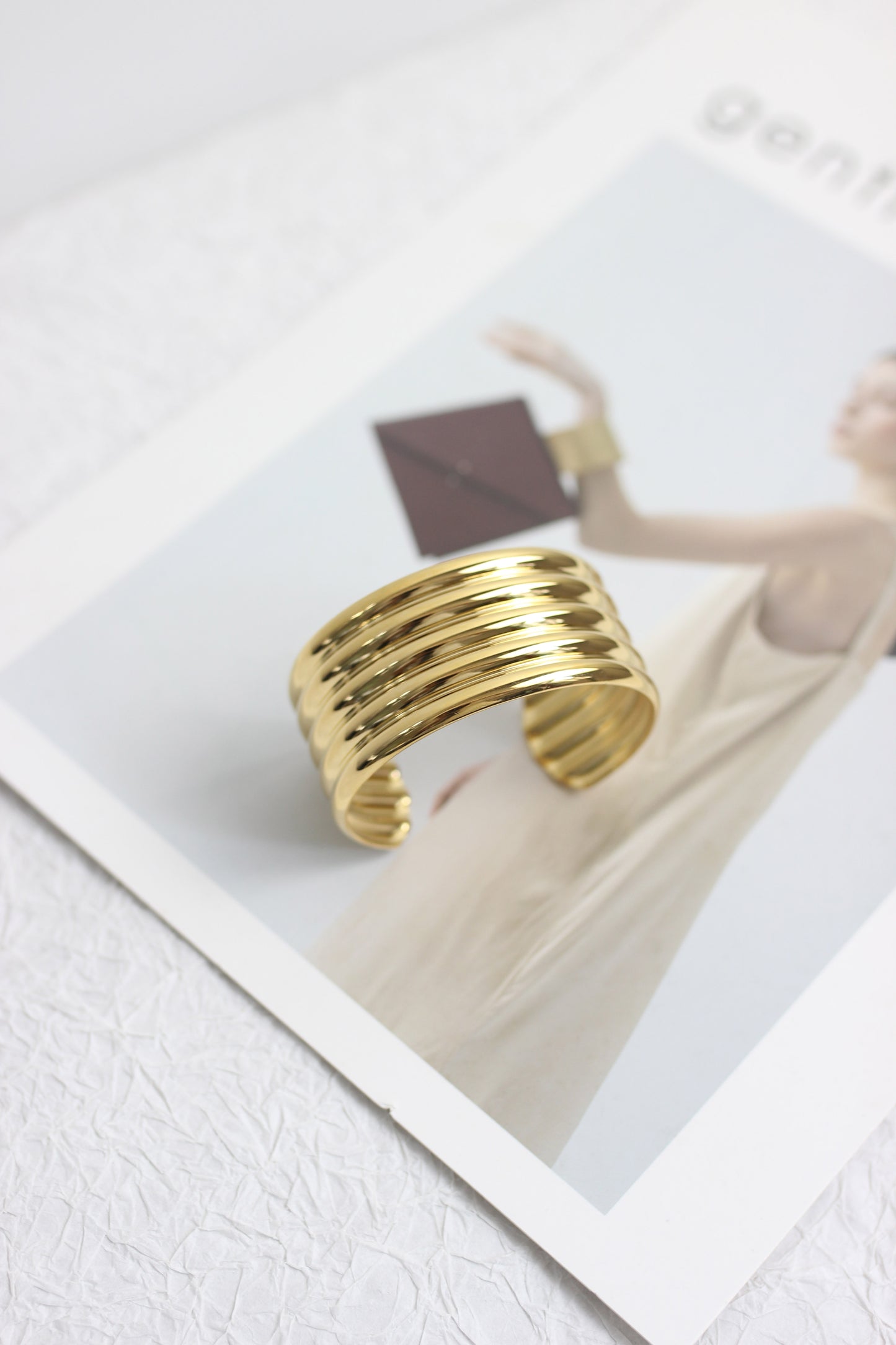 A2408JQ42671 - Metallic Open Cuff Bracelet with Ribbed Design