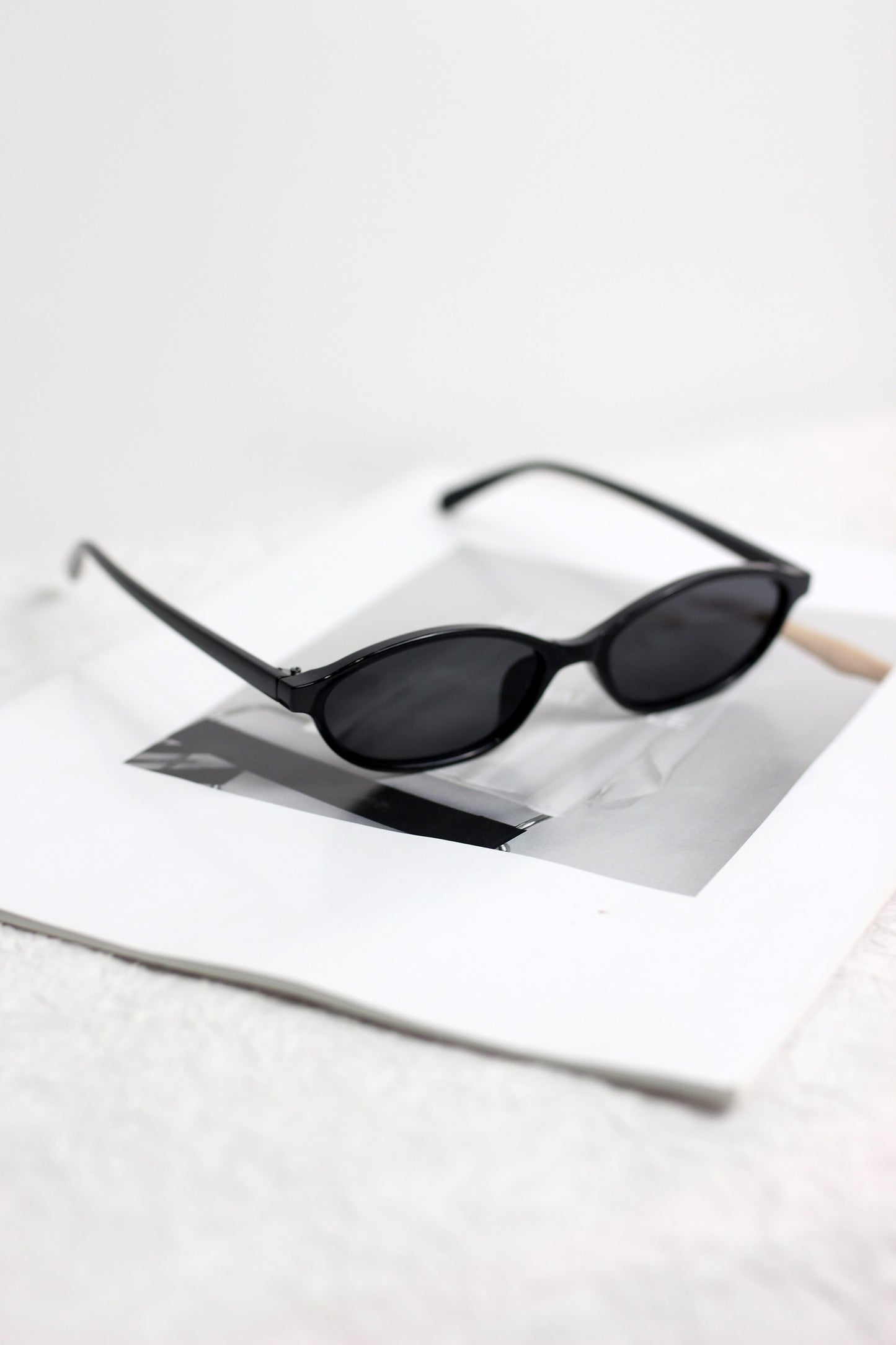 A2408MN94310 - Oval Retro Sunglasses