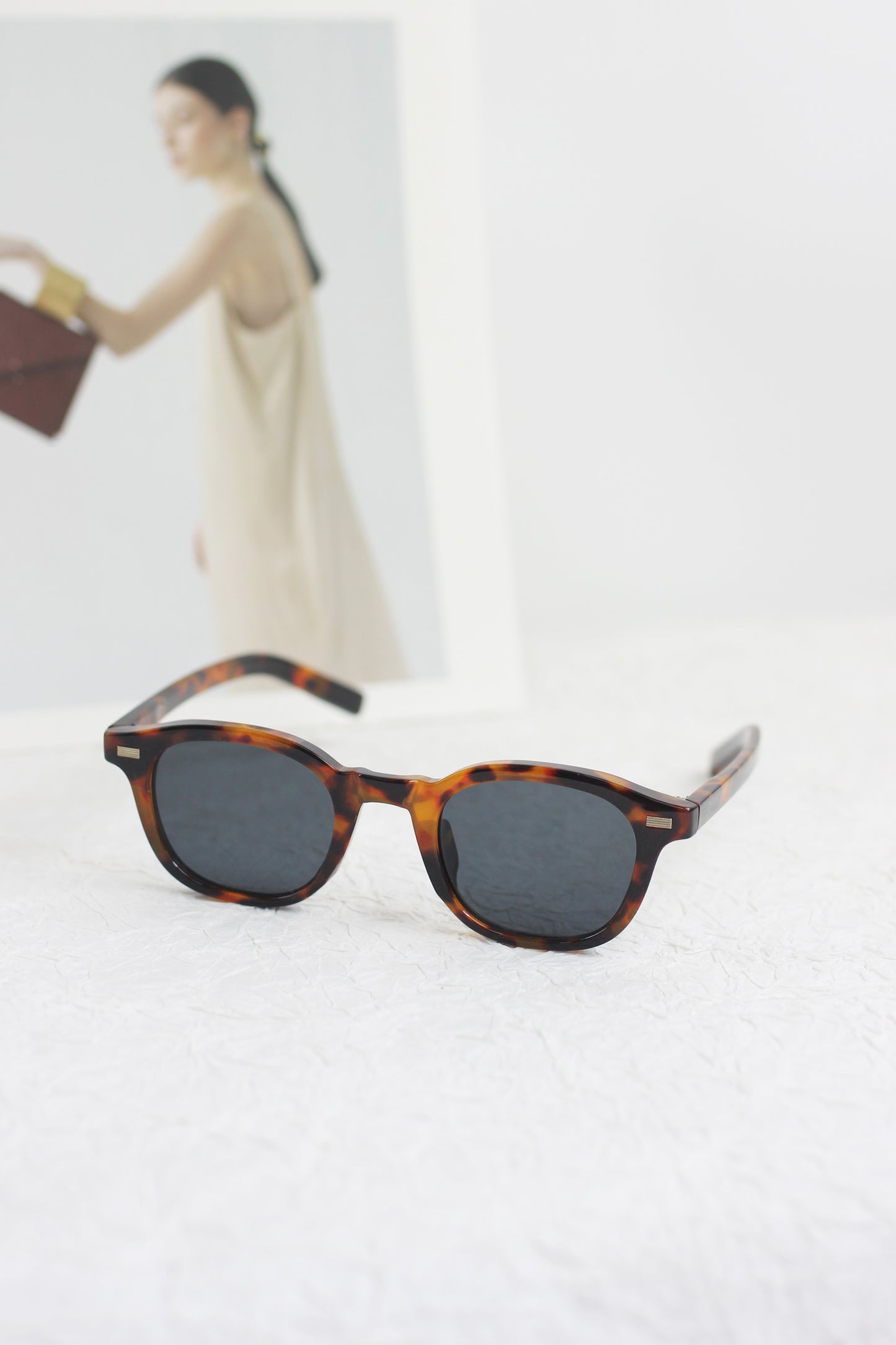 A2408MS15156 - Classic Round Frame Sunglasses