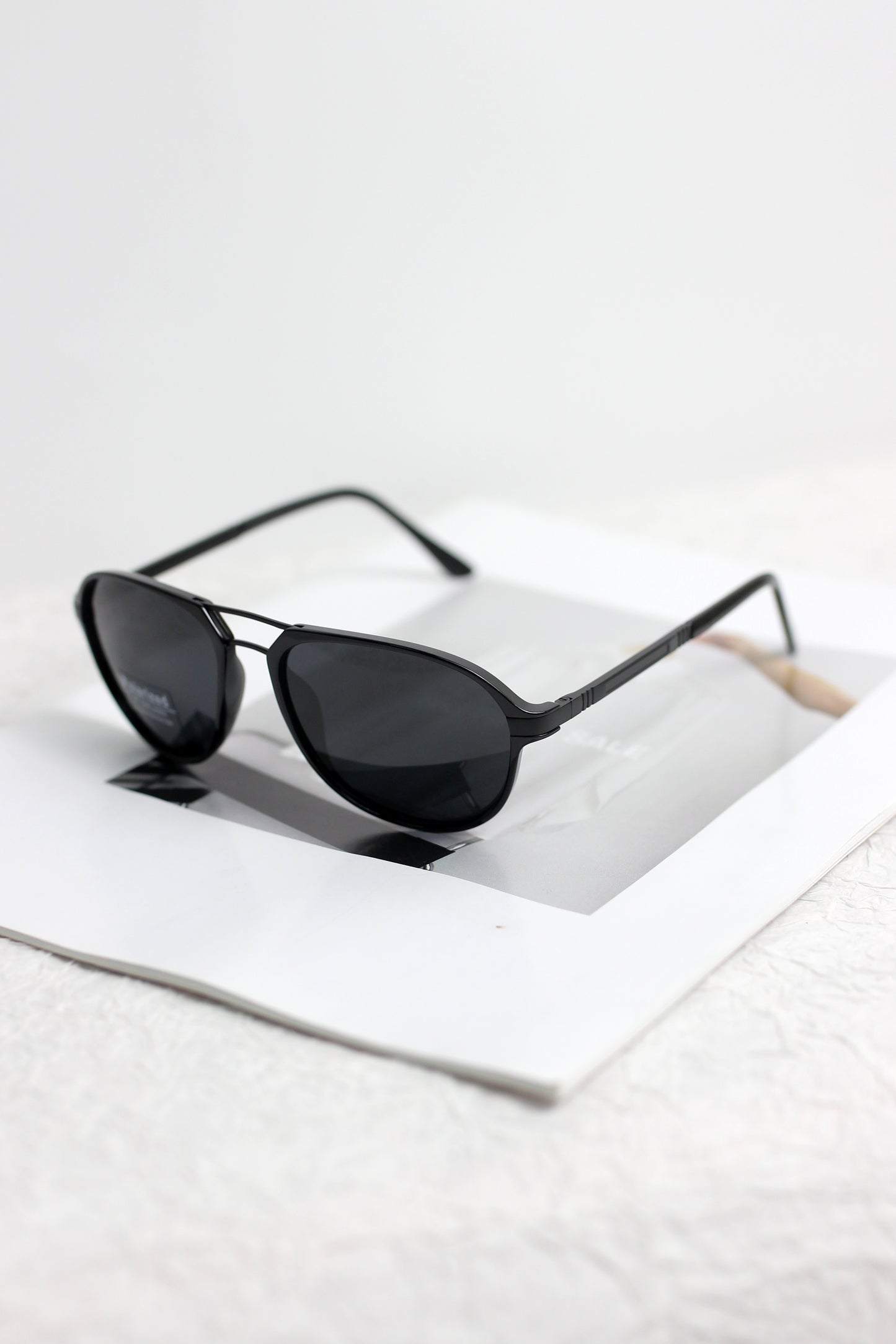 A2408XG44980 - Modern Polarized Sunglasses Trio