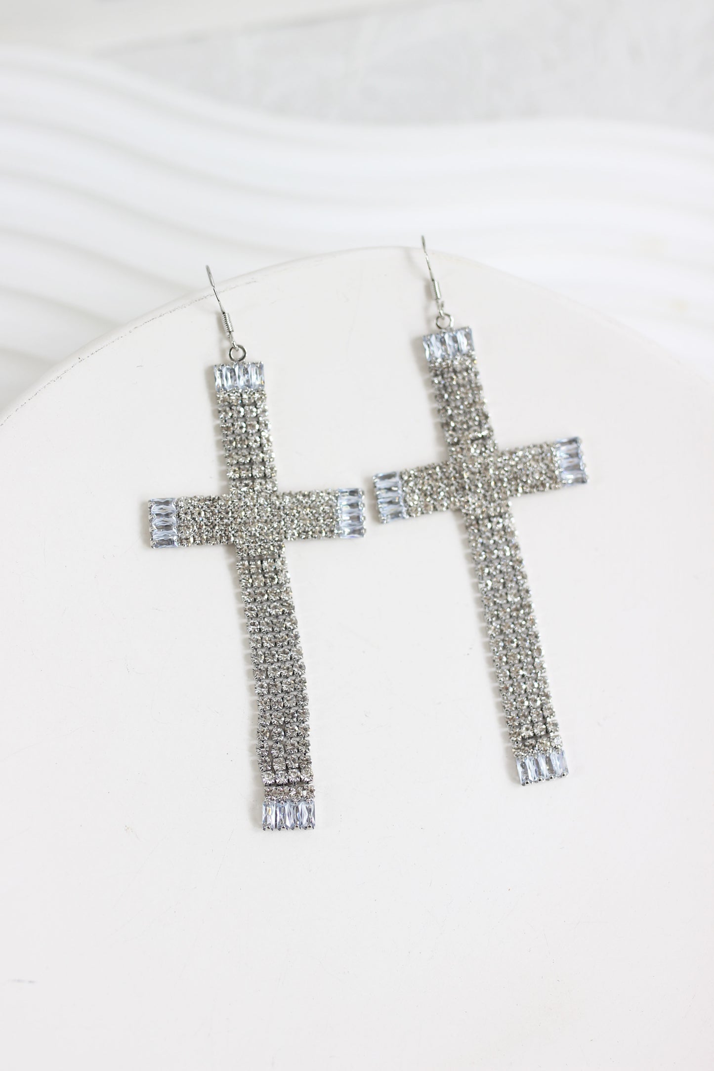 A2409LX65596 - Silver Rhinestone Cross Dangle Earrings
